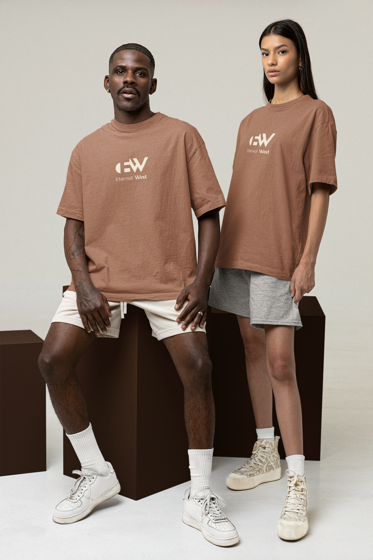 Camiseta oversize "E·W"