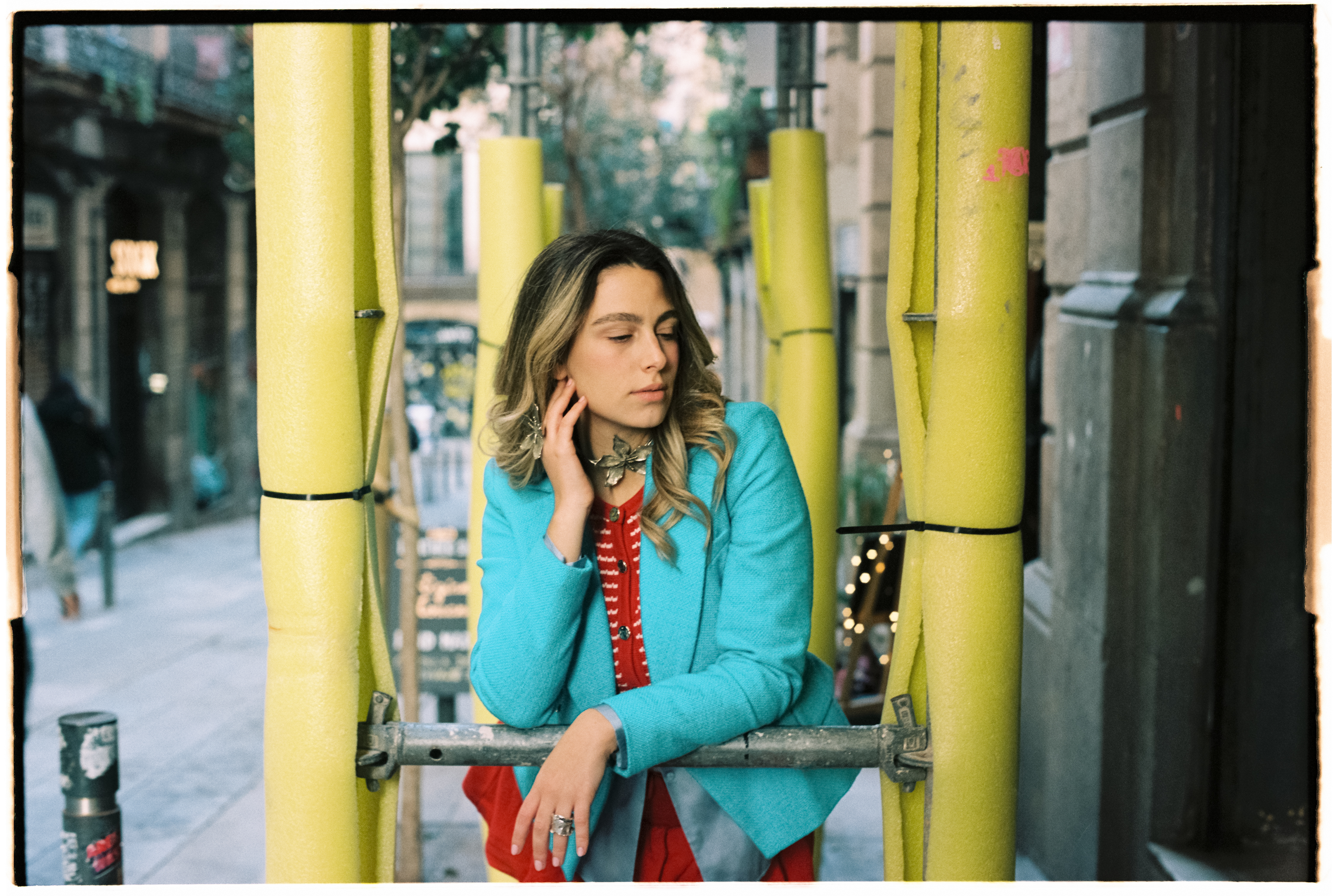 Gargantilla flor alpaca