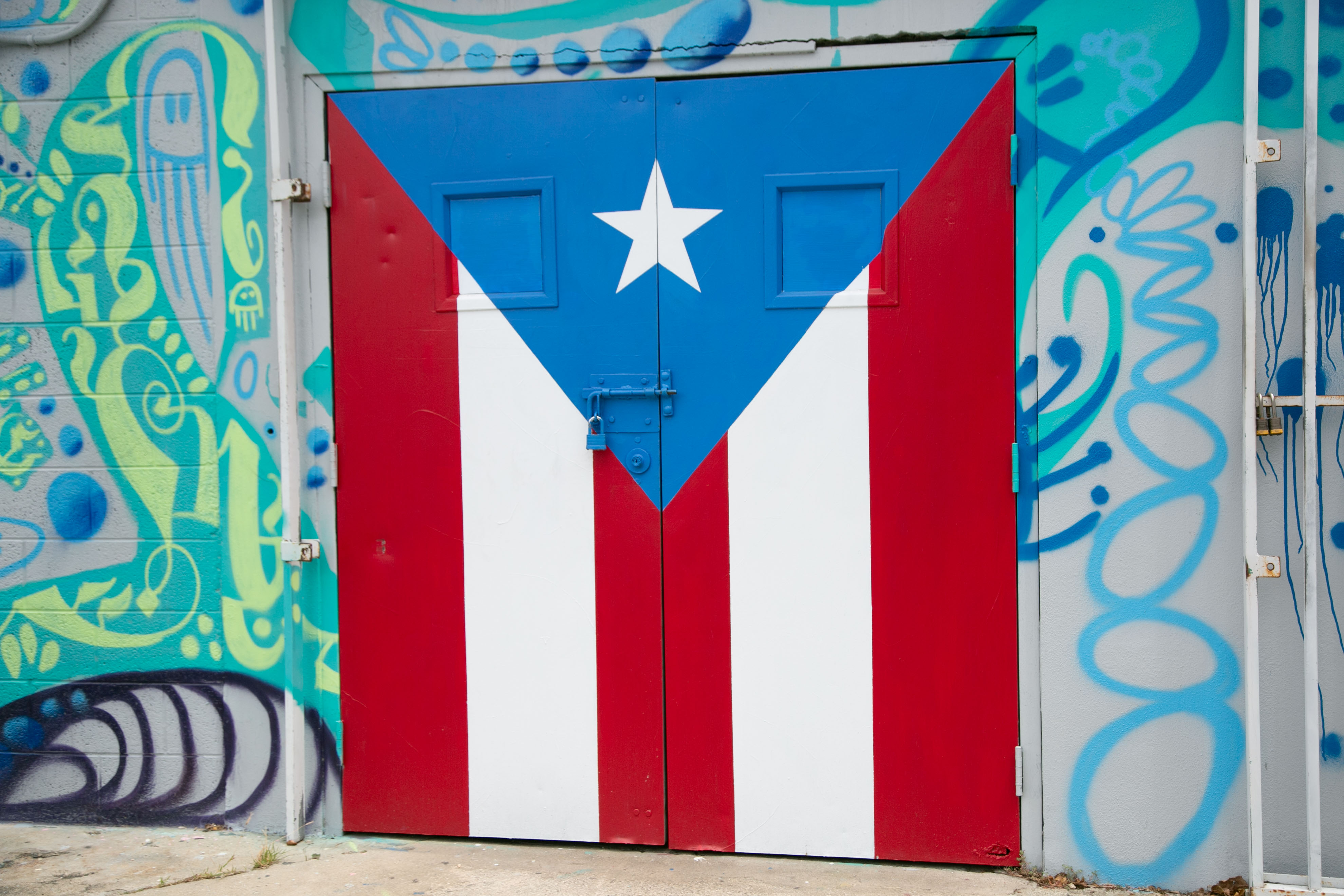 PR Pride 20x30 metal print