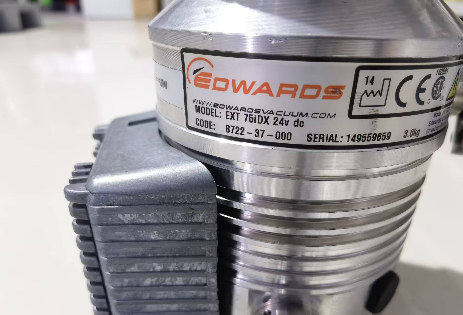 Edwards Turbo Pump EXT DX75 ISO65