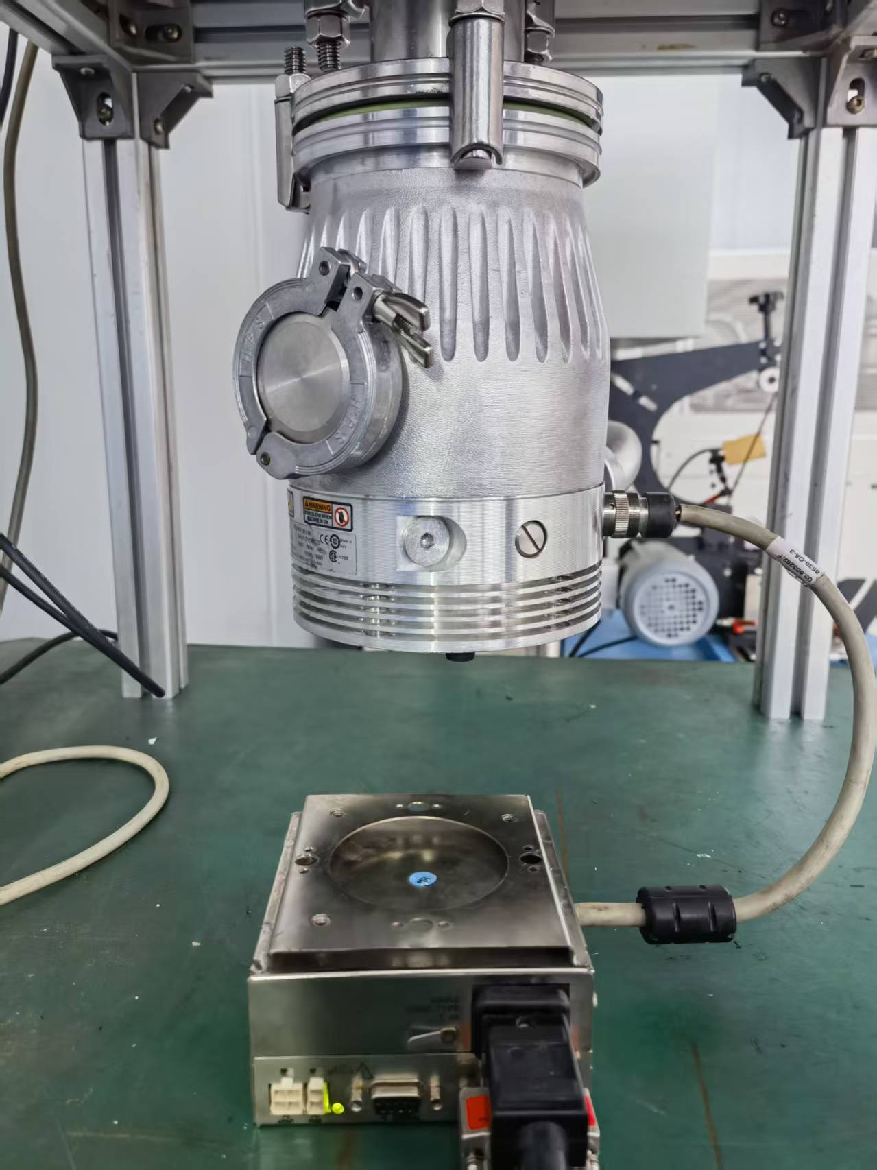 Agilent TwisTorr 304 SF Turbo Pump