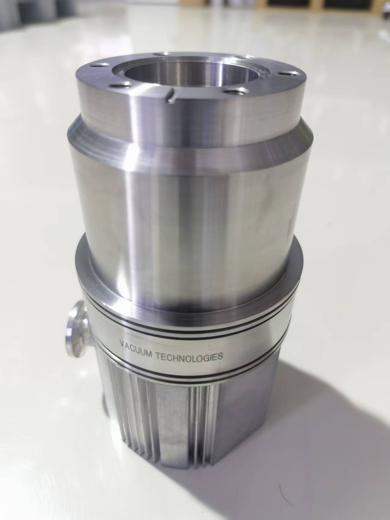 Agilent (Varian) TV-81M CF35 Turbo Pump