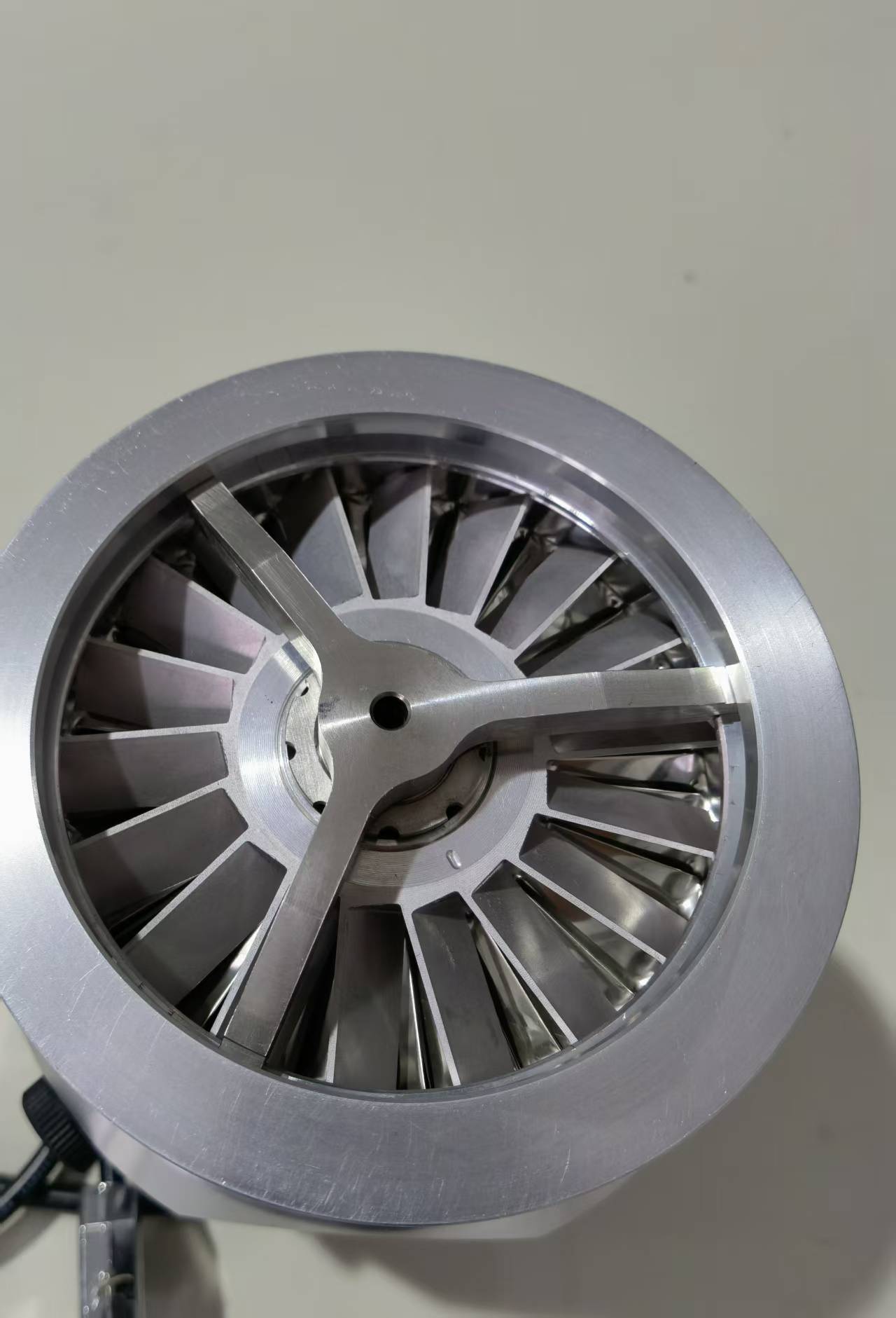 Edwards nEXT 240T Turbomolecular Vacuum Pump