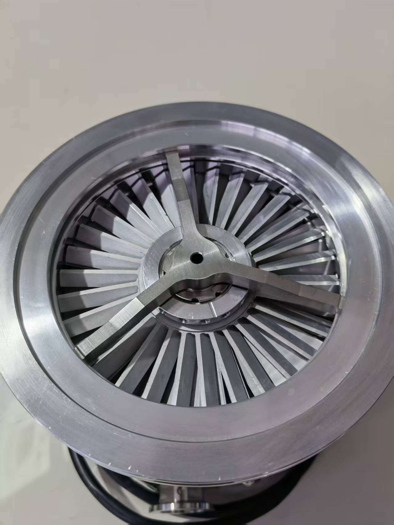 Edwards nEXT 400d turbomolecular pumps