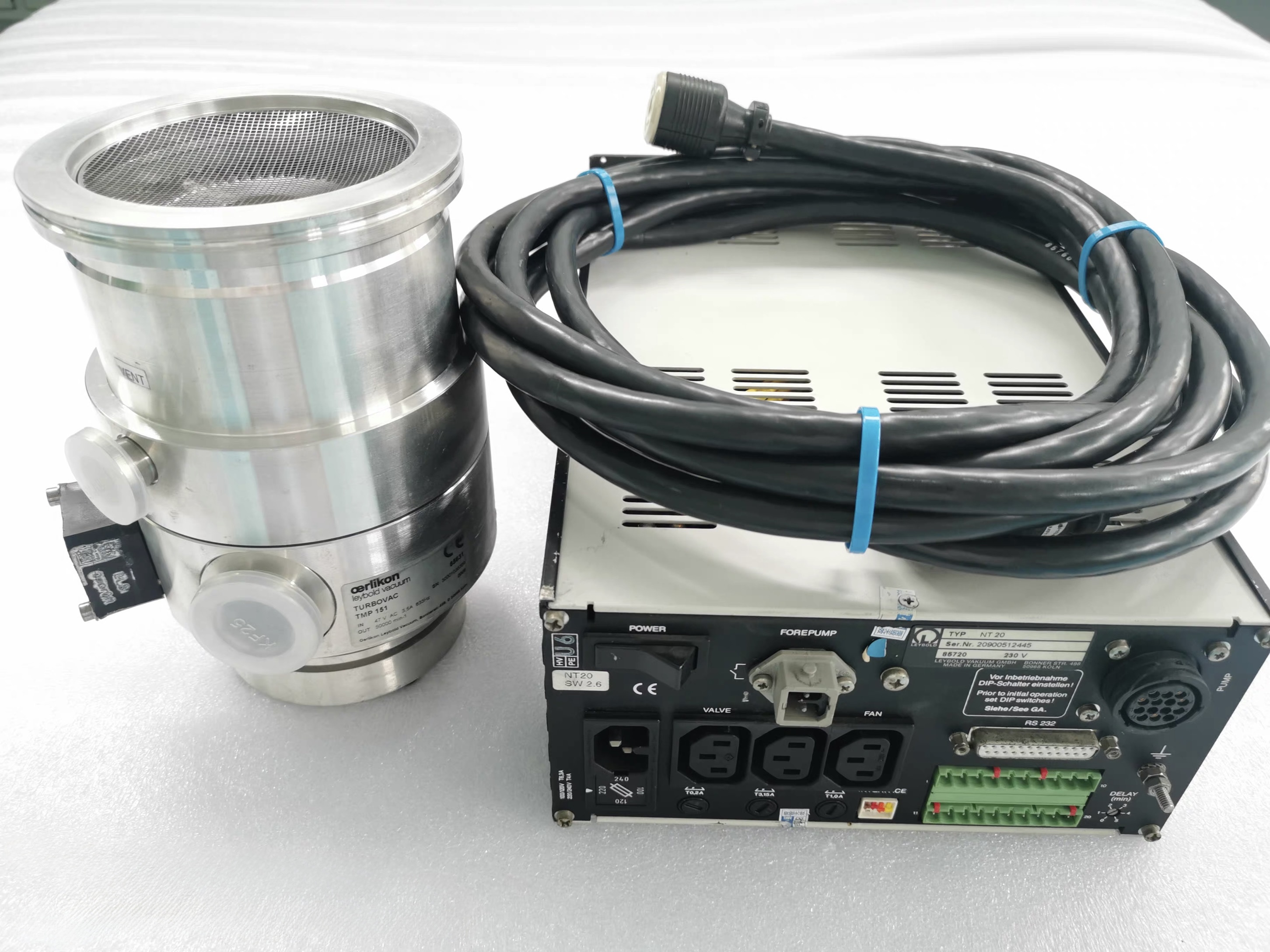 Oerlikon Leybold TURBOVAC TMP361 Turbo Pump