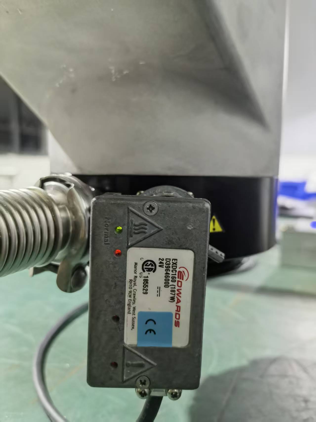 EDWARDS EXT200200H GCMS 24V ROT Turbo Molecular Pump