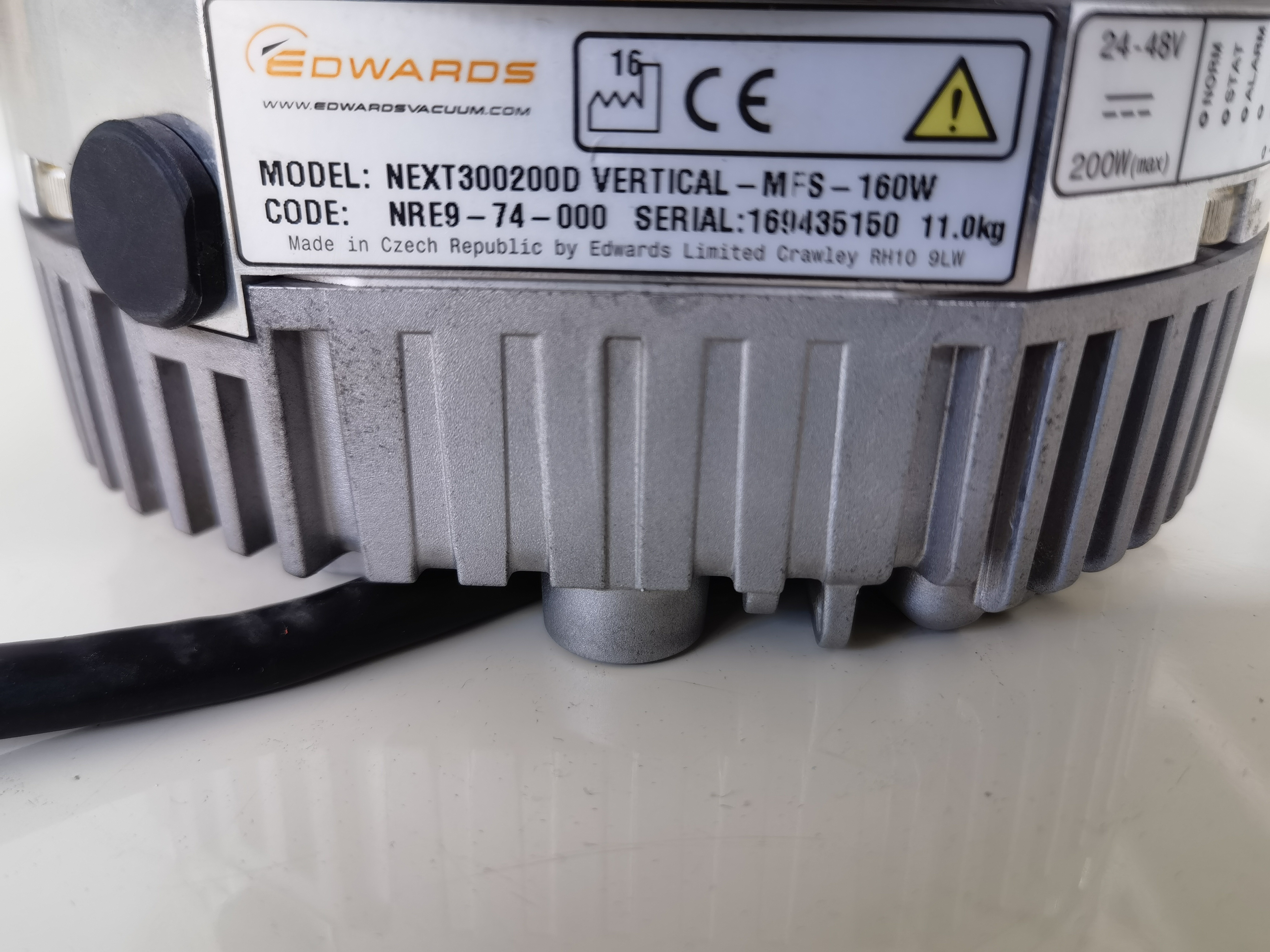 Edwards NEXT 300200D vertical turbomolecular
