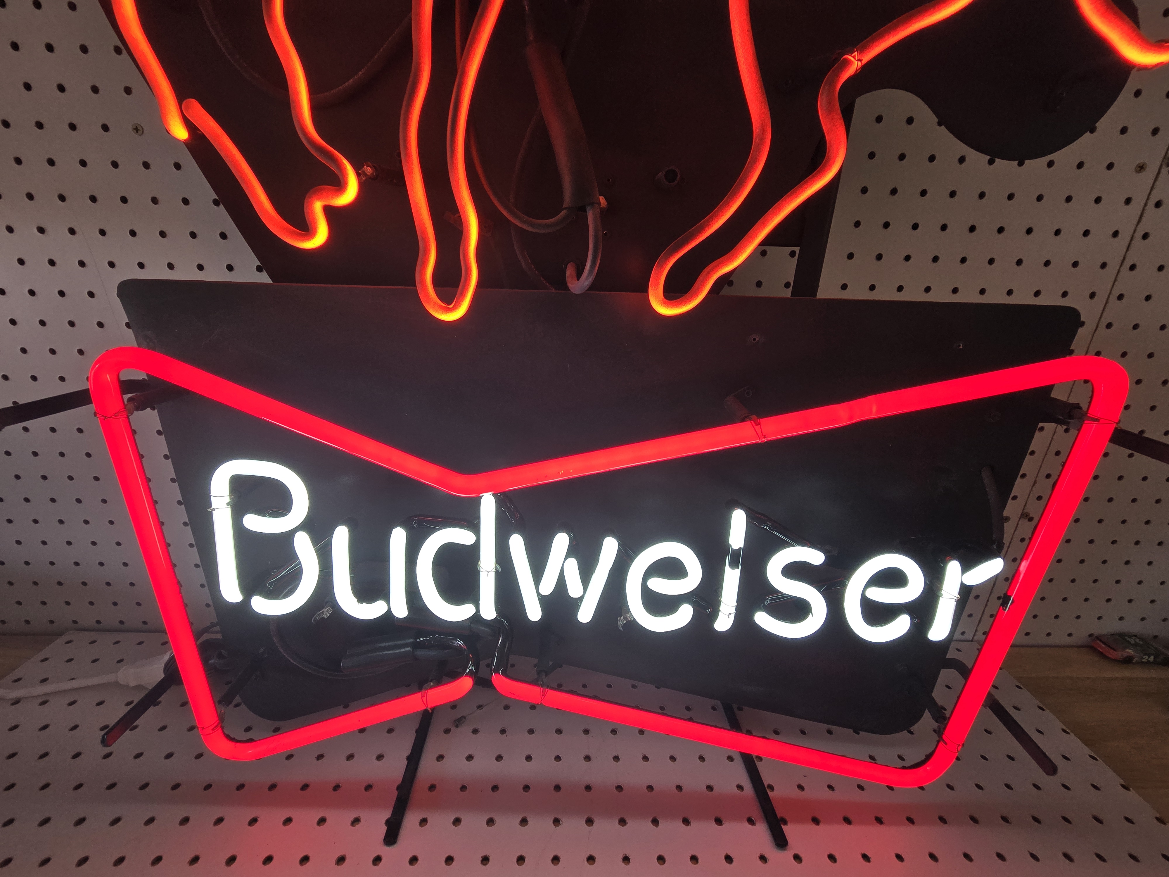 Budweiser / Rodeo Cowboy - Neon Decorative Bar Sign