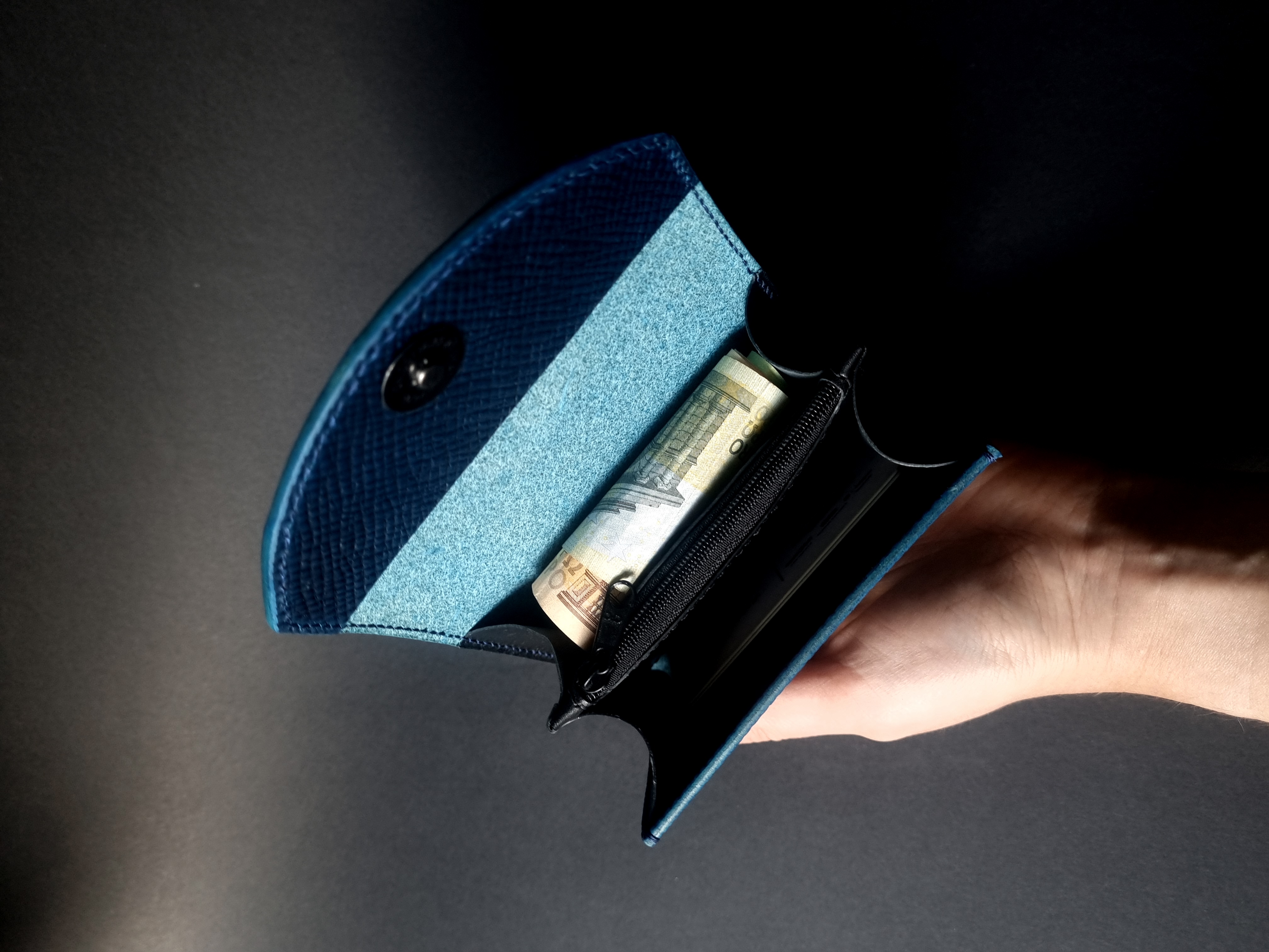 Blue Buttero Hatch Leather Wallet with Magnet Closure