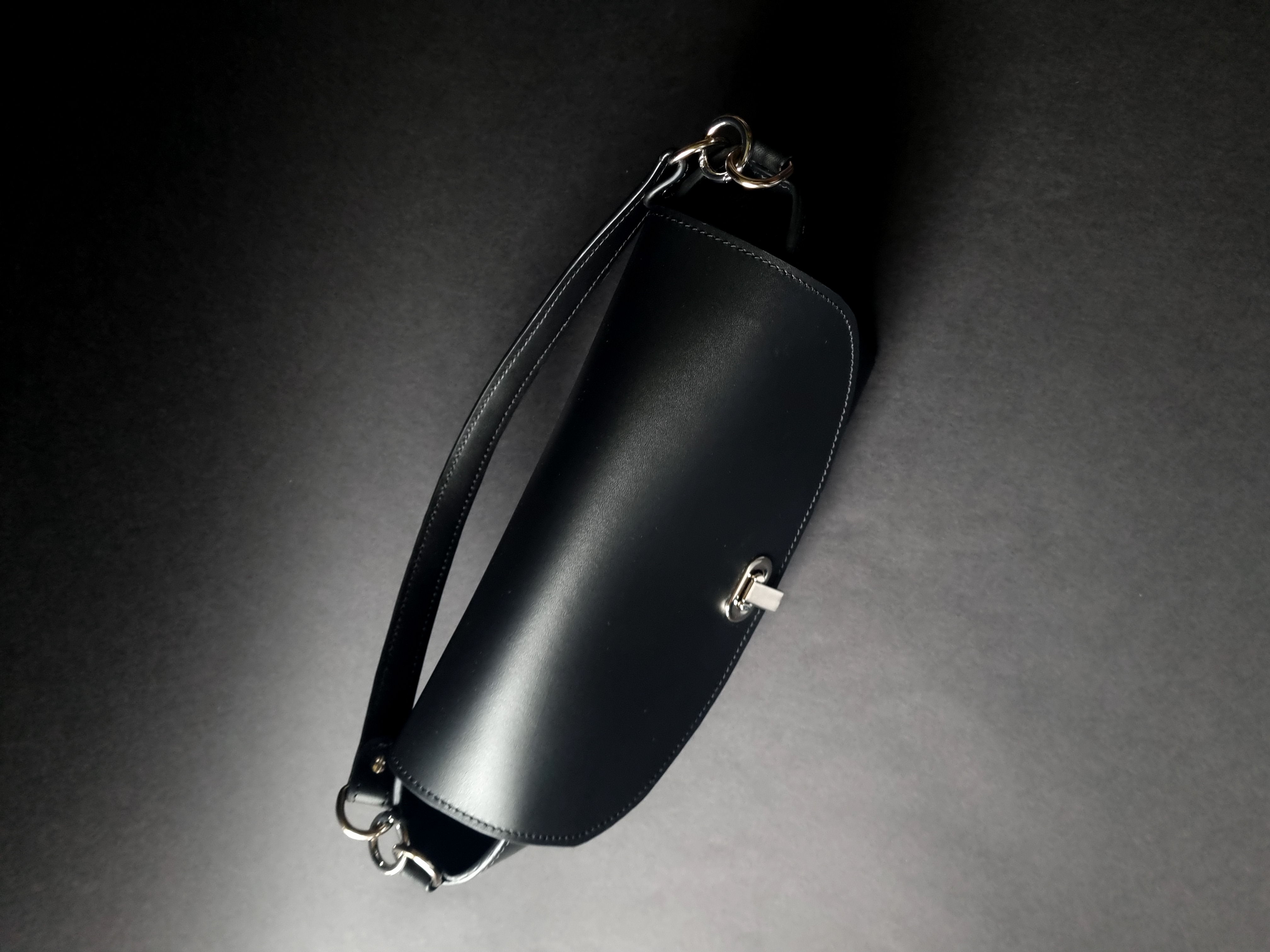 Minimal Flap Leather Bag with Turn Lock