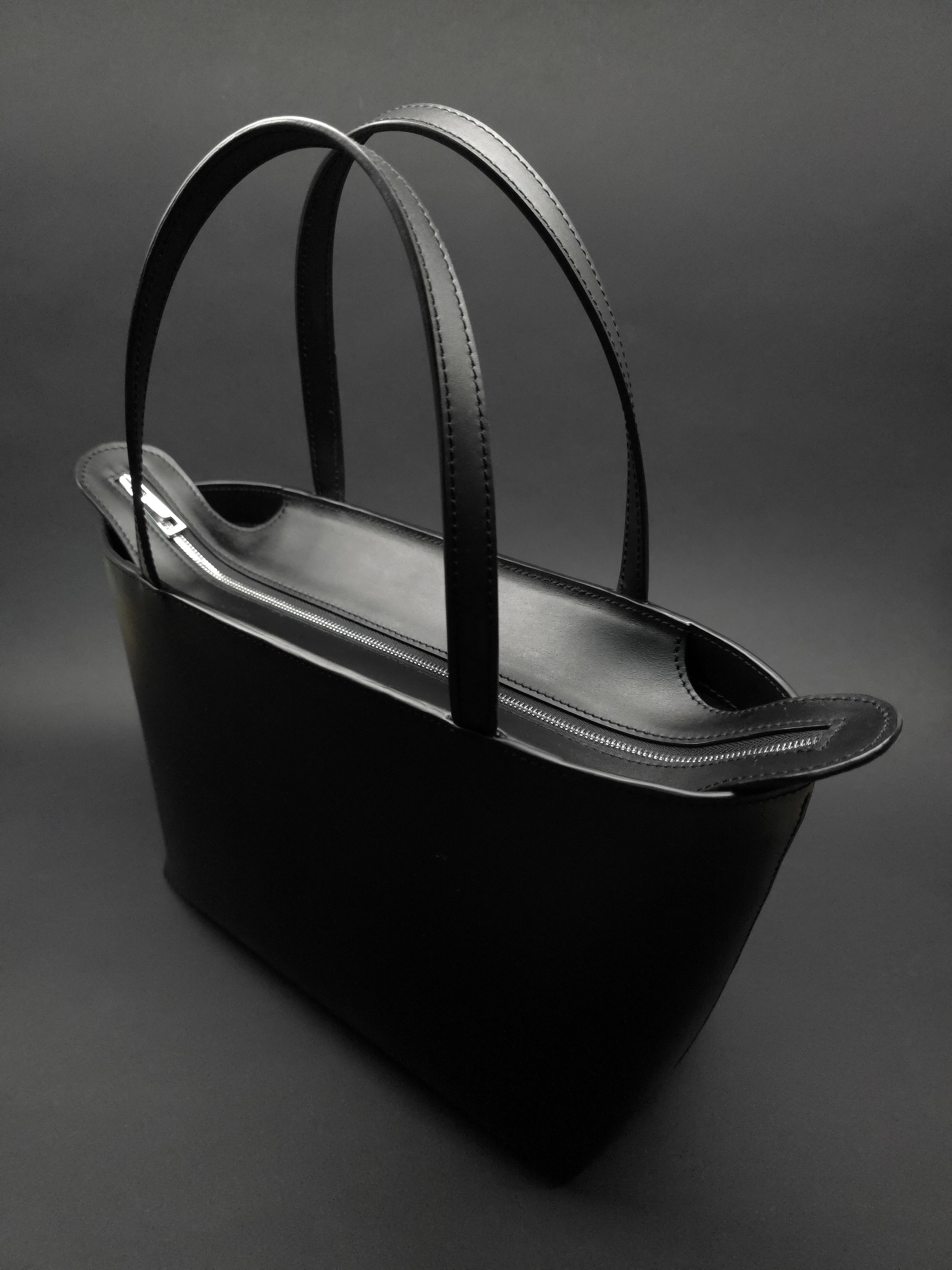 Medium size tote bag 