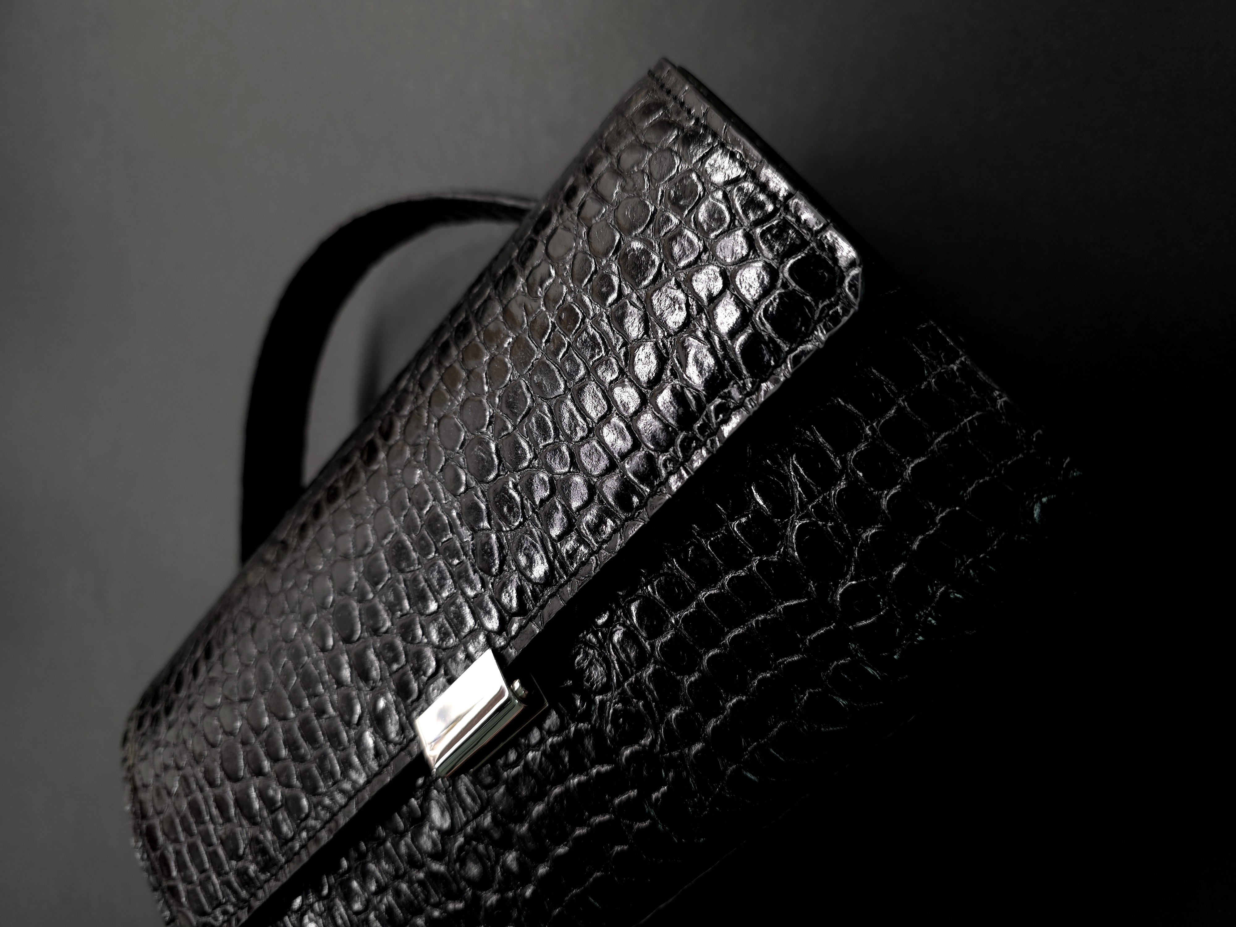 Black glossy finish top handle clutch