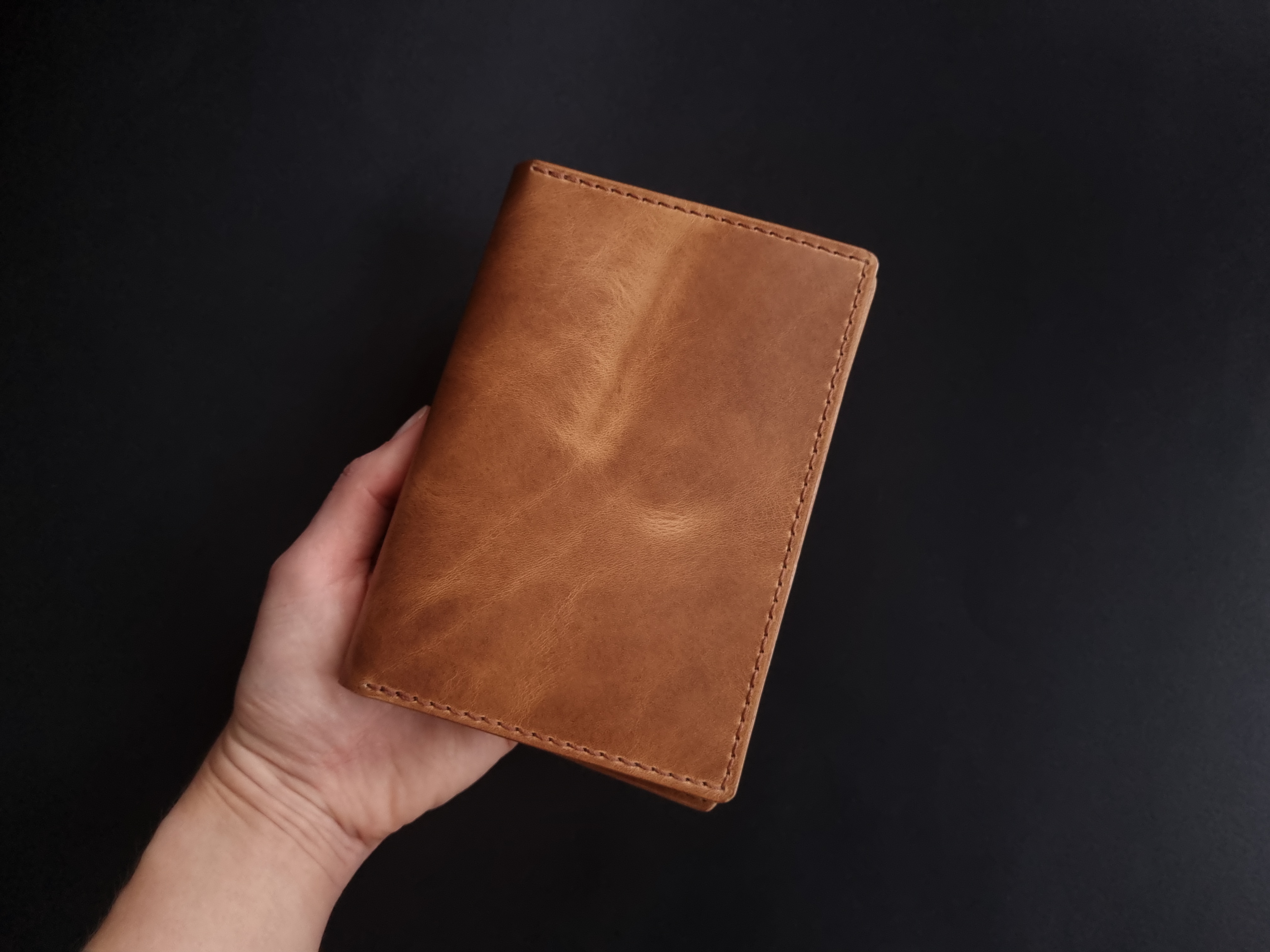 Horween Derby leather A6 document holder - Natural