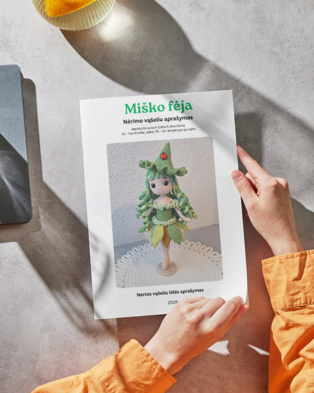 Lėlytė Miško Fėja nėrimo vąšeliu aprašymas