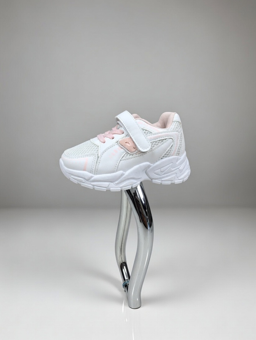 Baskets enfant à scratch