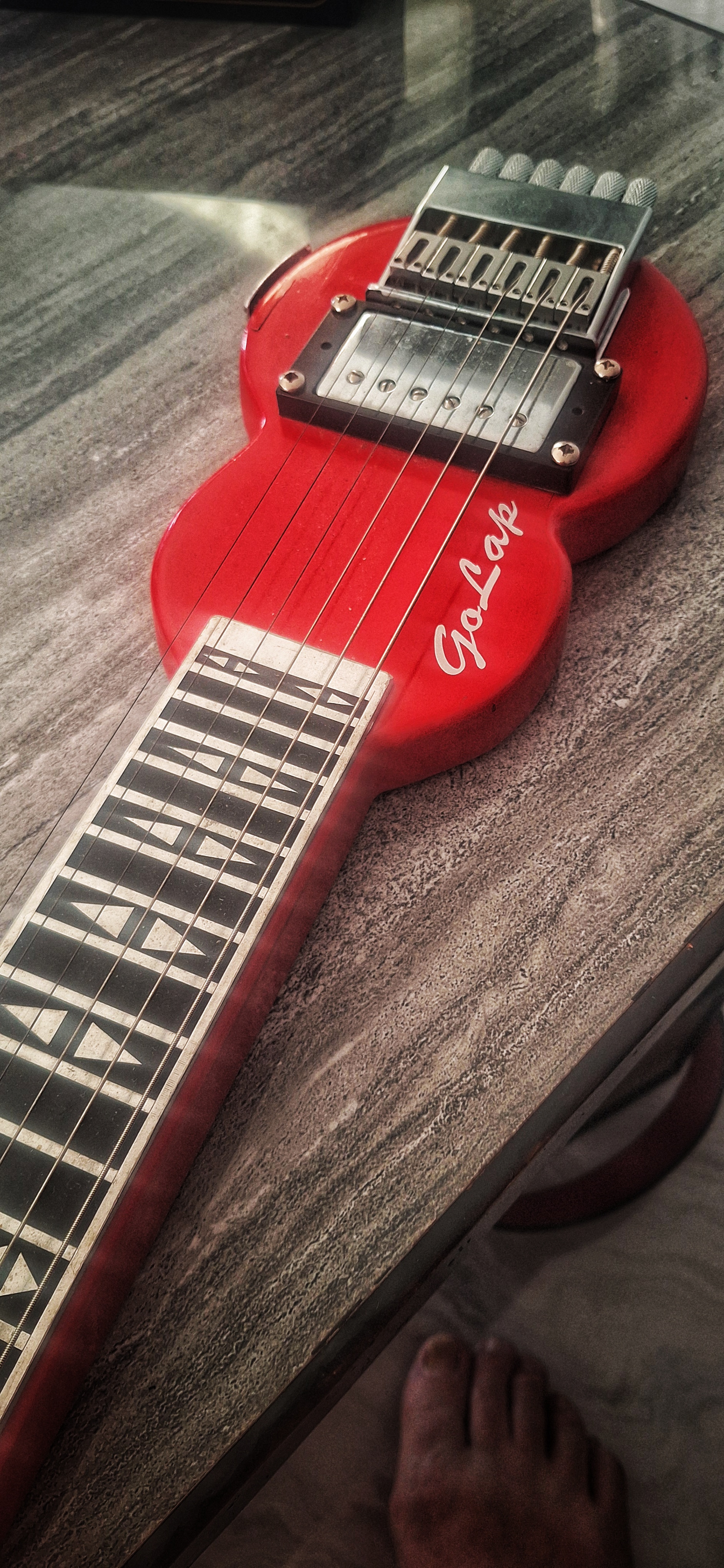 GoLap Tavel Guitar