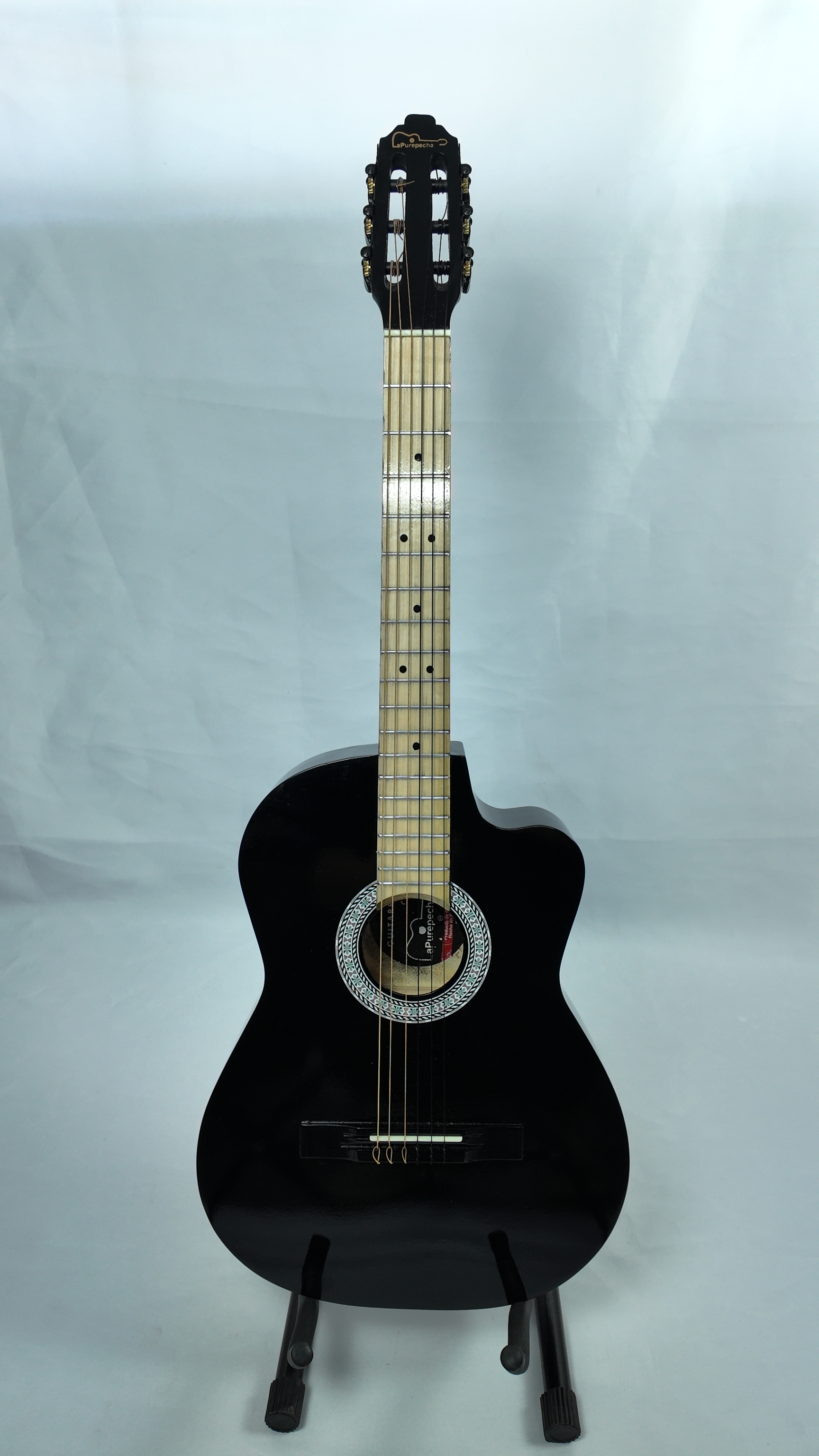 Guitarra Purepecha de Curva (Resaque)