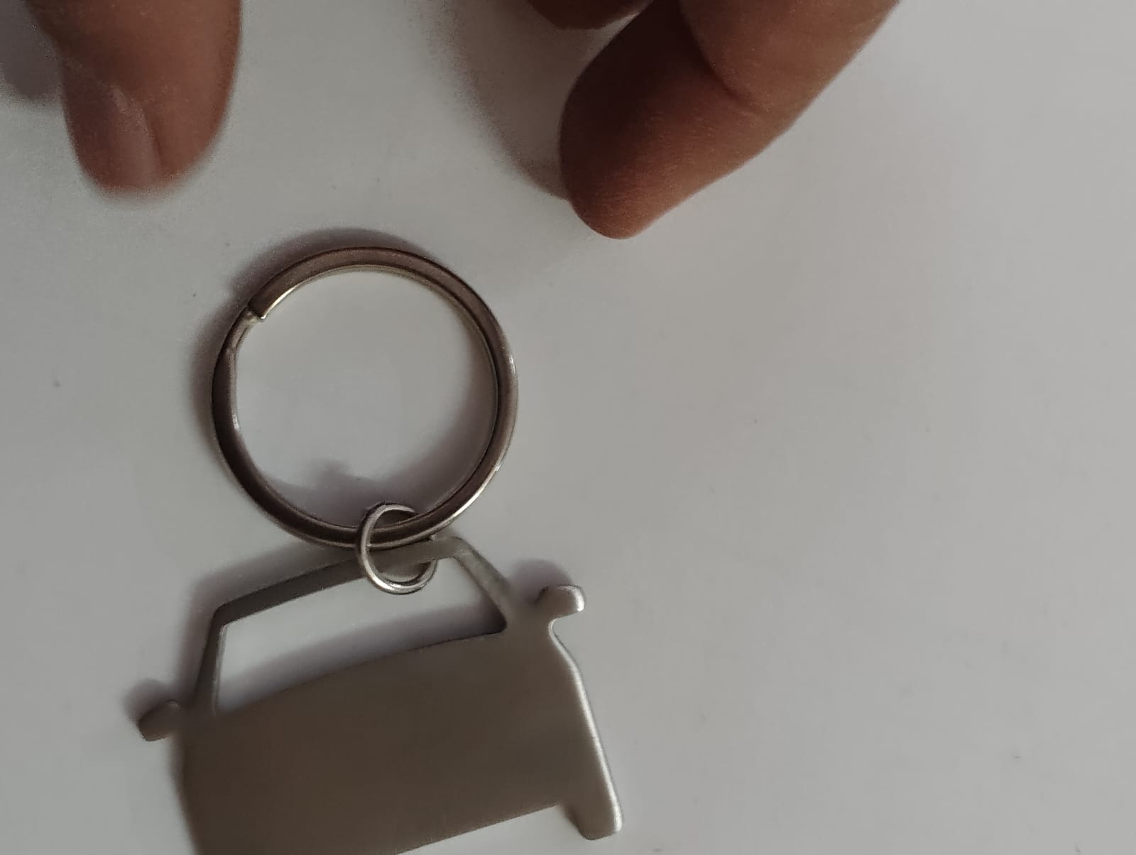 Car Shape Metal Keychain