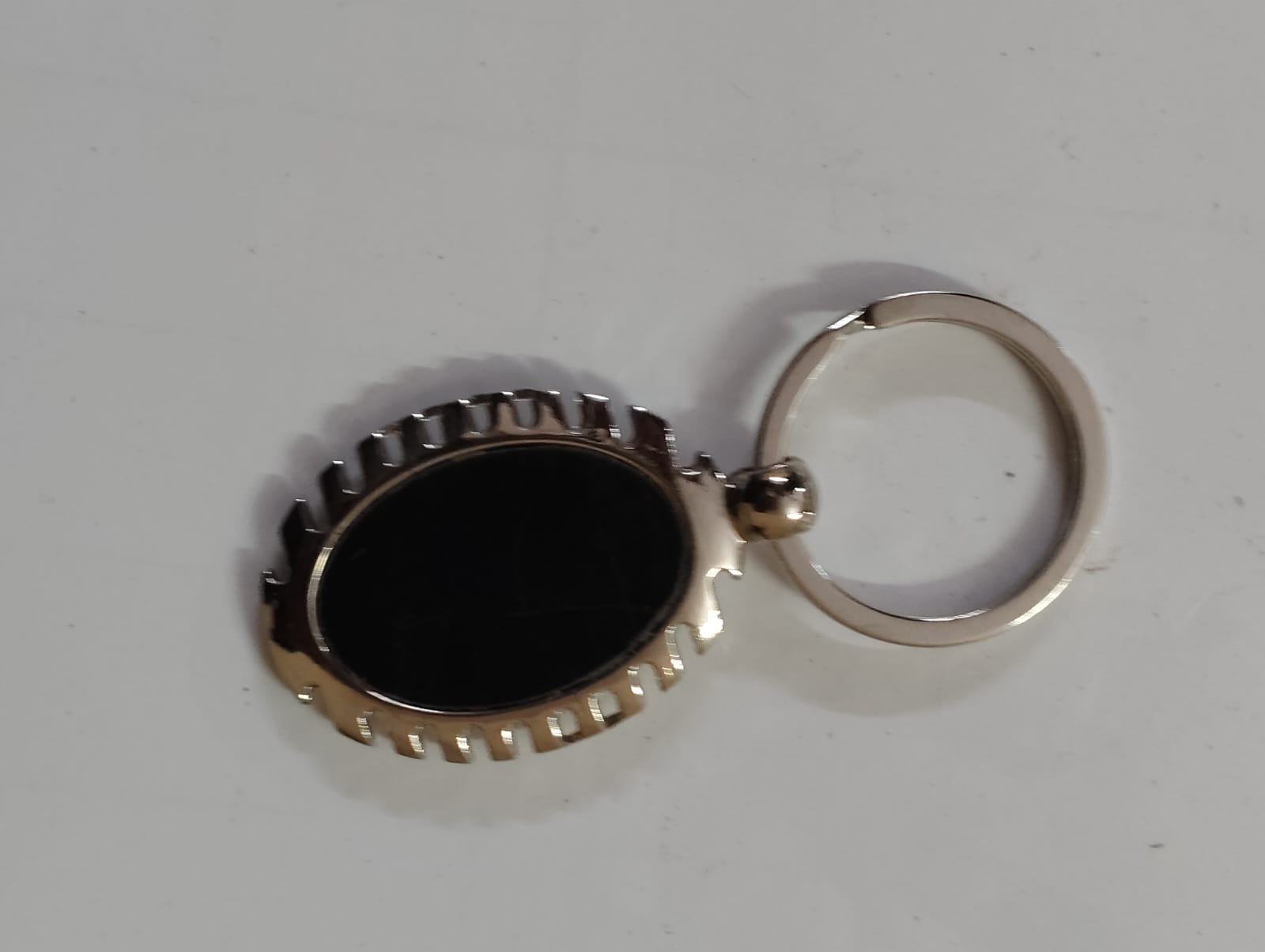 Elegant Metal Keychain