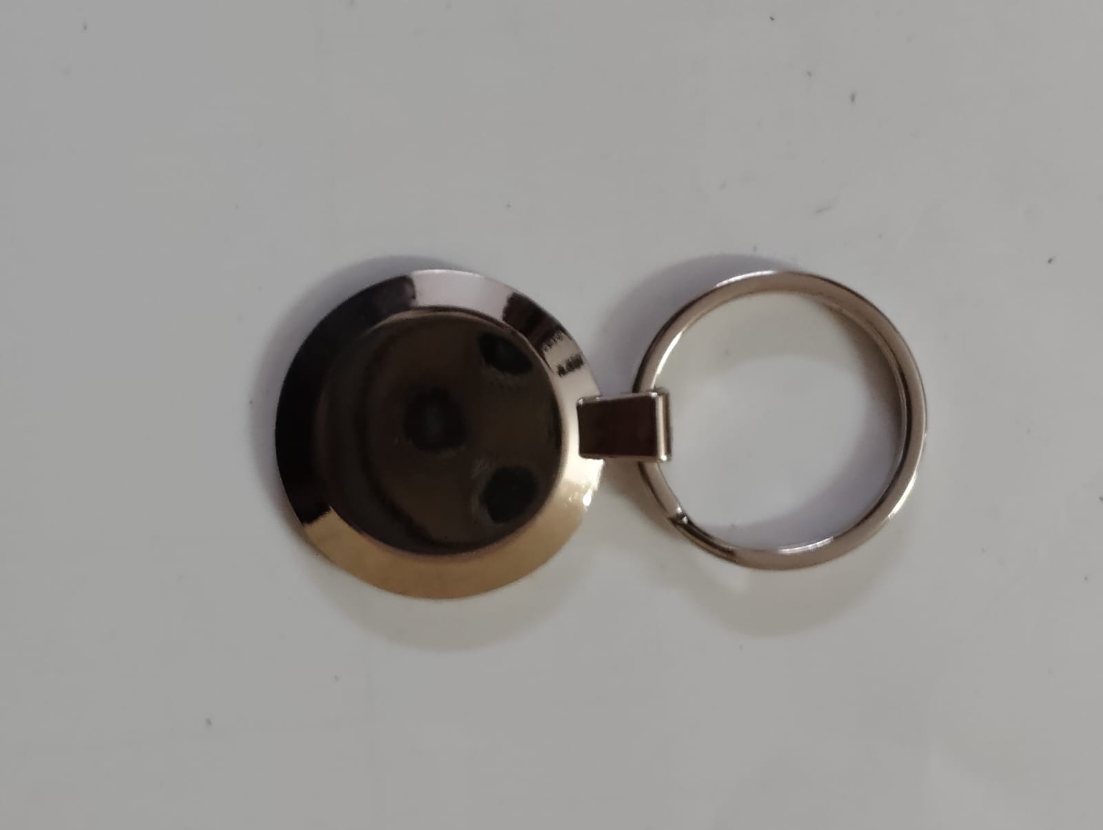 Metal Round Keychain
