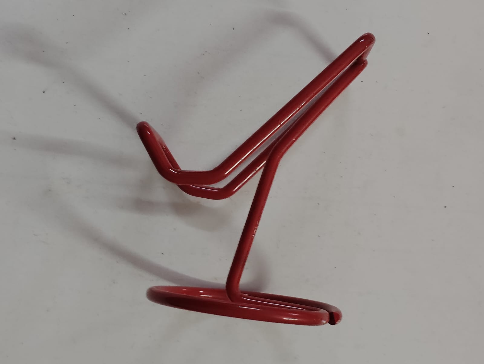 Red Metal Cup Holder