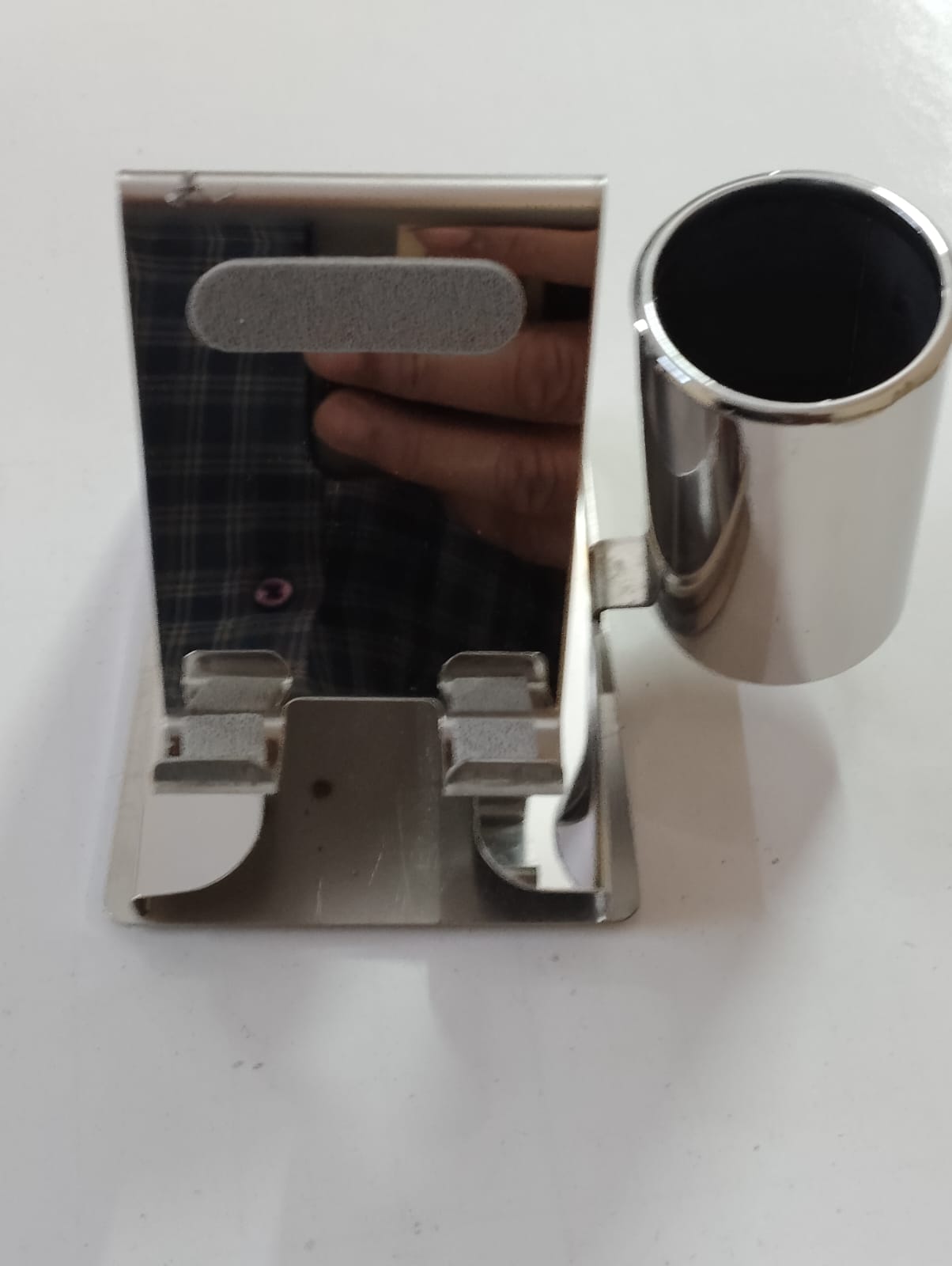 Metal Mobile Holder with Pen Stand