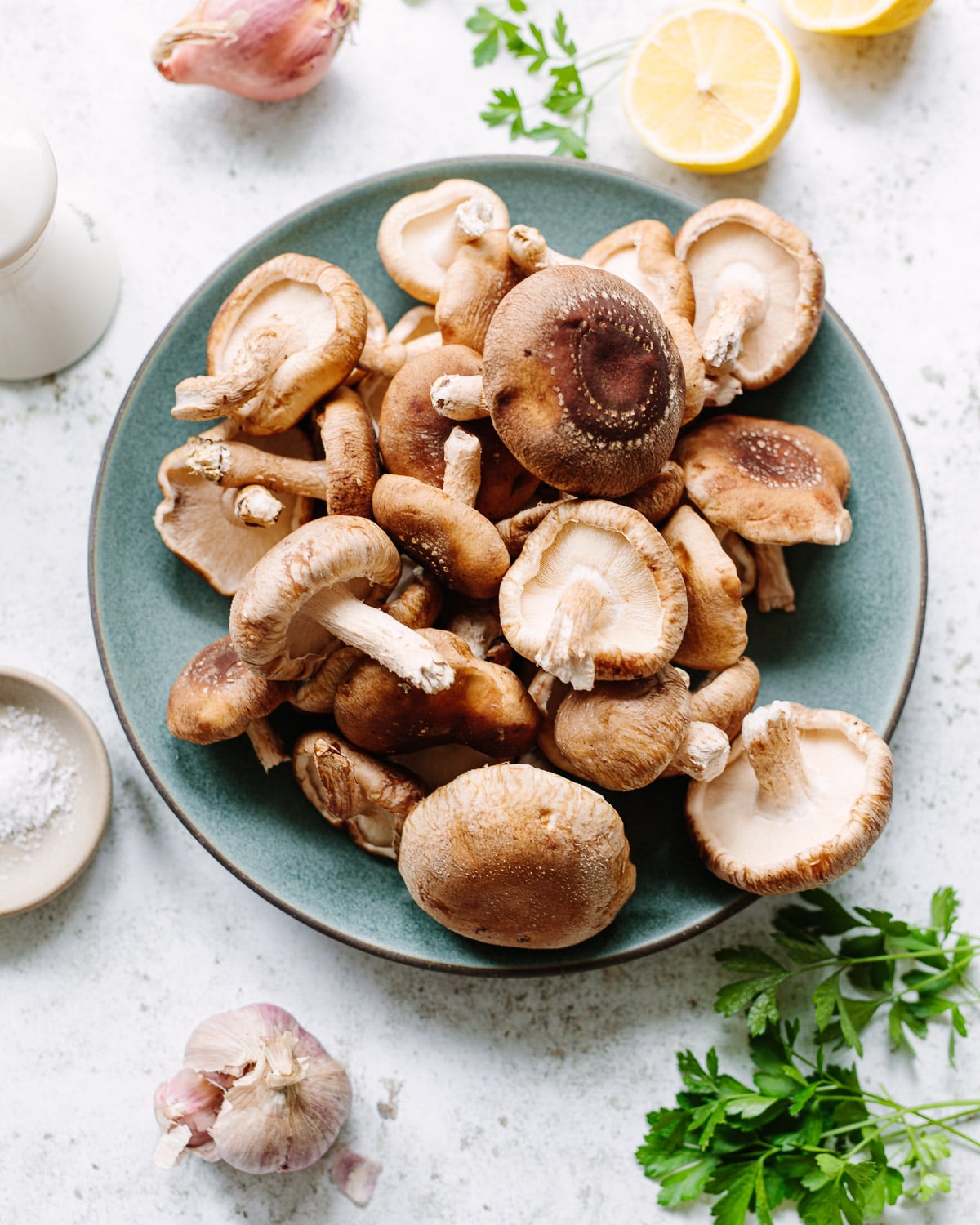 Fresh Shiitake Mushrooms – Premium Gourmet Quality