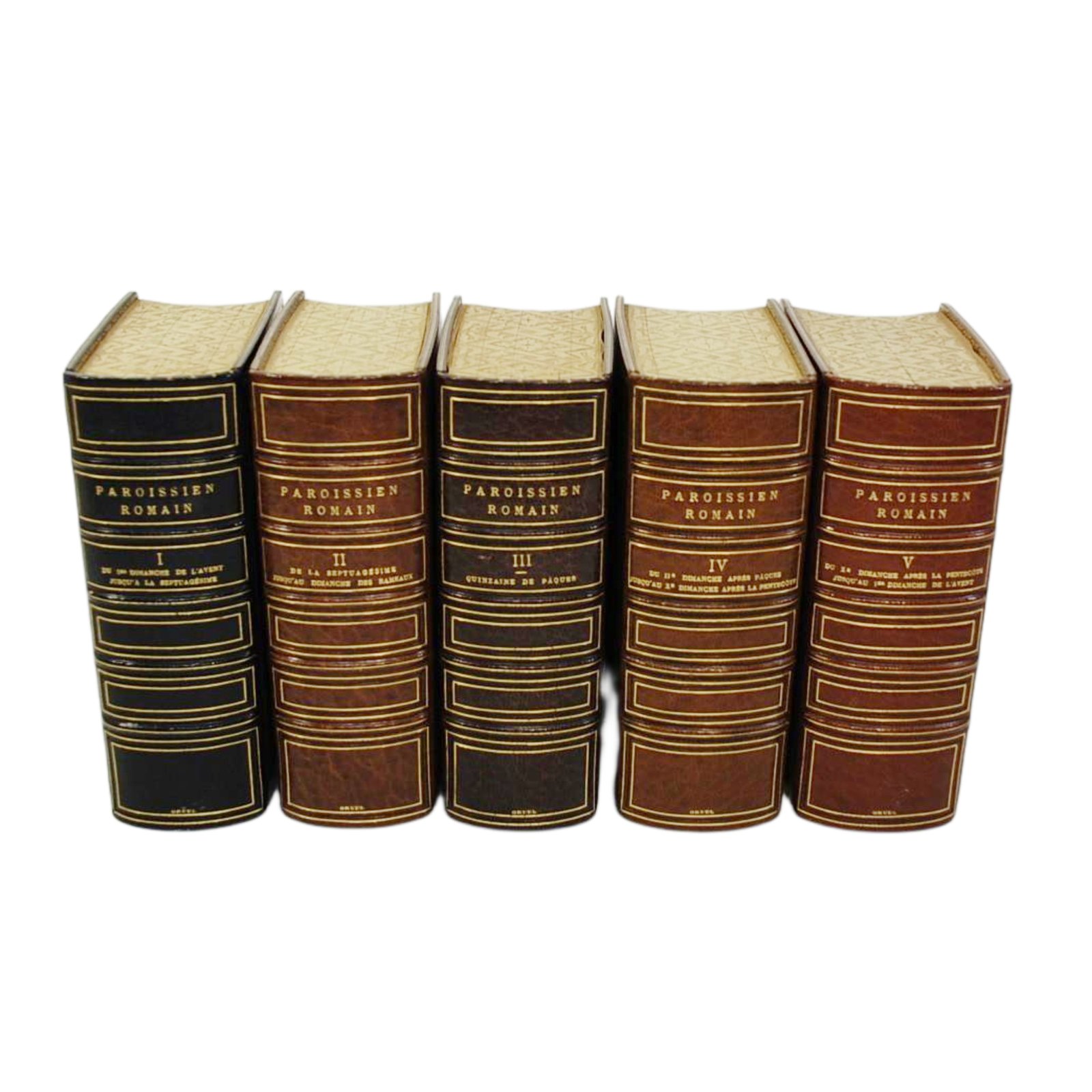 NOUVEAU PAROISSIEN ROMAIN COMPLET DIVISÉ EN QUATRE PARTIES ET EN CINQ VOLUMES.