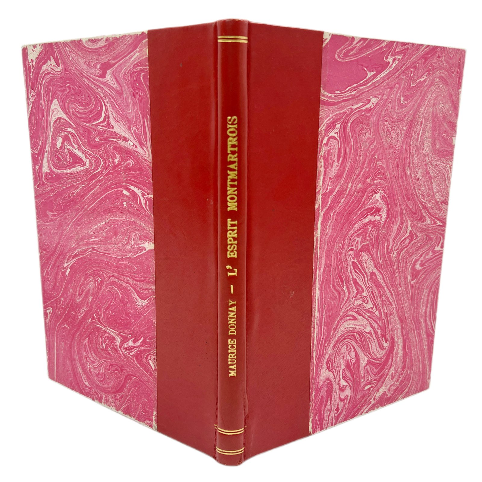 L'ESPRIT MONTMARTROIS PAR MAURICE DONNAY. CHAPITRE 1: LE PREMIER CHAT NOIR. CHAPITRE DEUXIÈME: LE DEUSIÉME CHAT NOIR. CHAPITRE TROISIÈME: LE THÉATRE D'OMBRES.