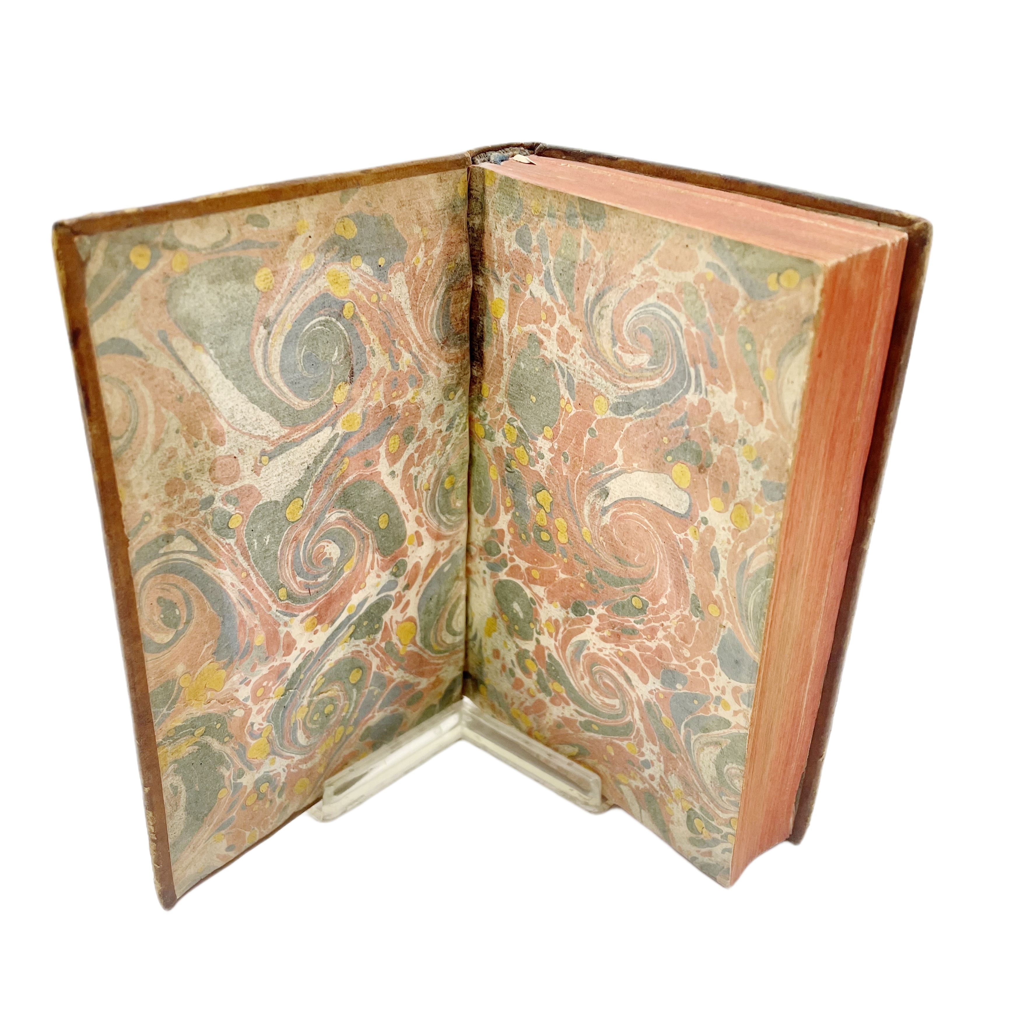 ITINERARIO DE LAS CARRERAS DE POSTA DE DENTRO Y FUERA DEL REYNO QUE CONTIENE TAMBIÉN I: LAS LEYES, Y PRIVILEGIOS CON QUE SE GOBIERNAN EN ESPAÑA LAS POSTAS DESDE SU ESTABLECIMIENTO. II: NOTICIA DE LAS ESPECIES CORRIENTES DE MONEDA ...