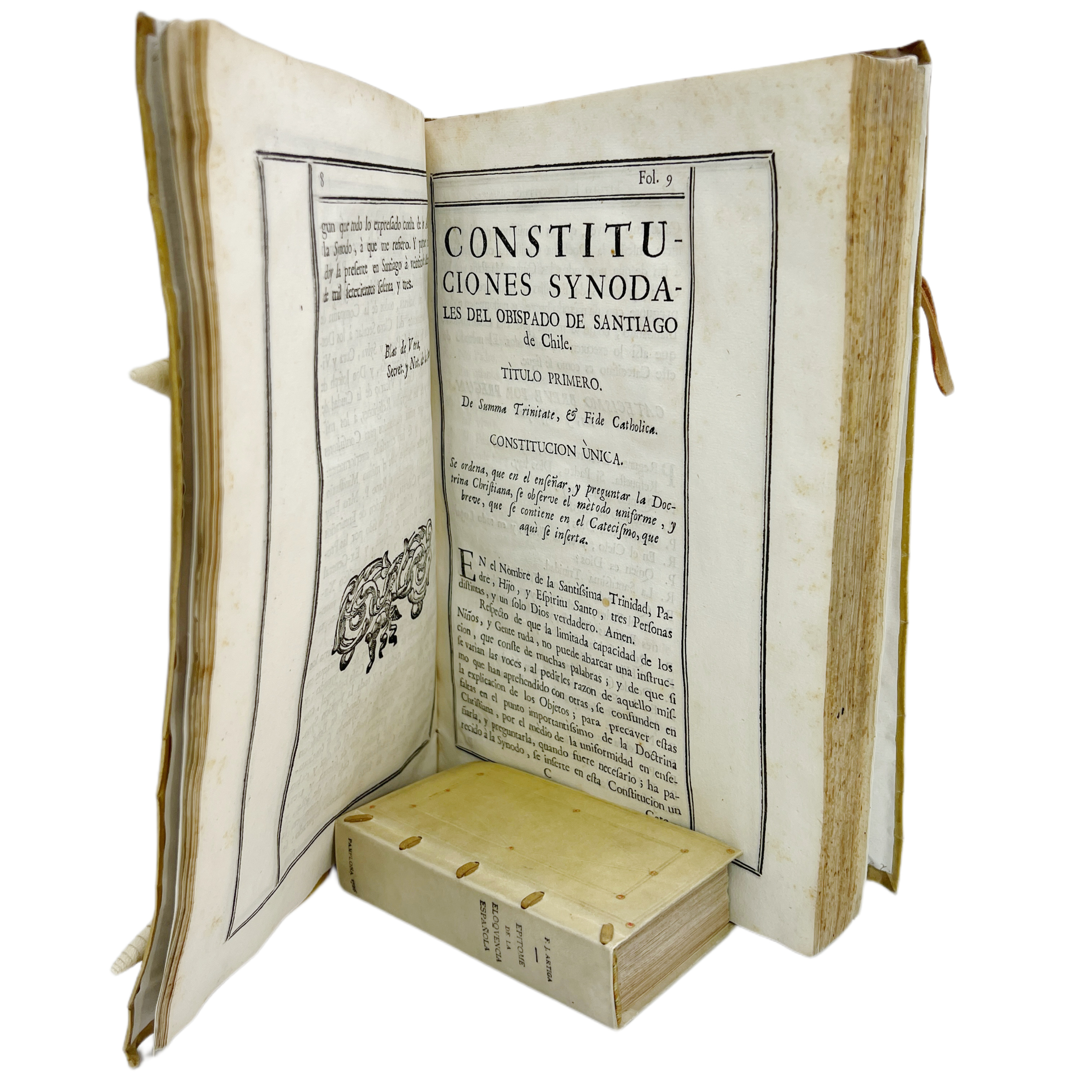 SYNODO DIOCESANA, QUE CELEBRÓ,,,. JUNTO CON SYNODO DIOCESANA, CON LA CARTA PASTORAL CONVOCATORIA PARA ELLA: Y OTRA, EN ORDEN A LA PAGA DE LOS DIEZMOS. CELEBROLA EL... MAESTRO... OBISPO DE SANTIAGO DE CHILE... A QUE SE DIO PRINCIPIO DOMINGO DIEZ Y OCH