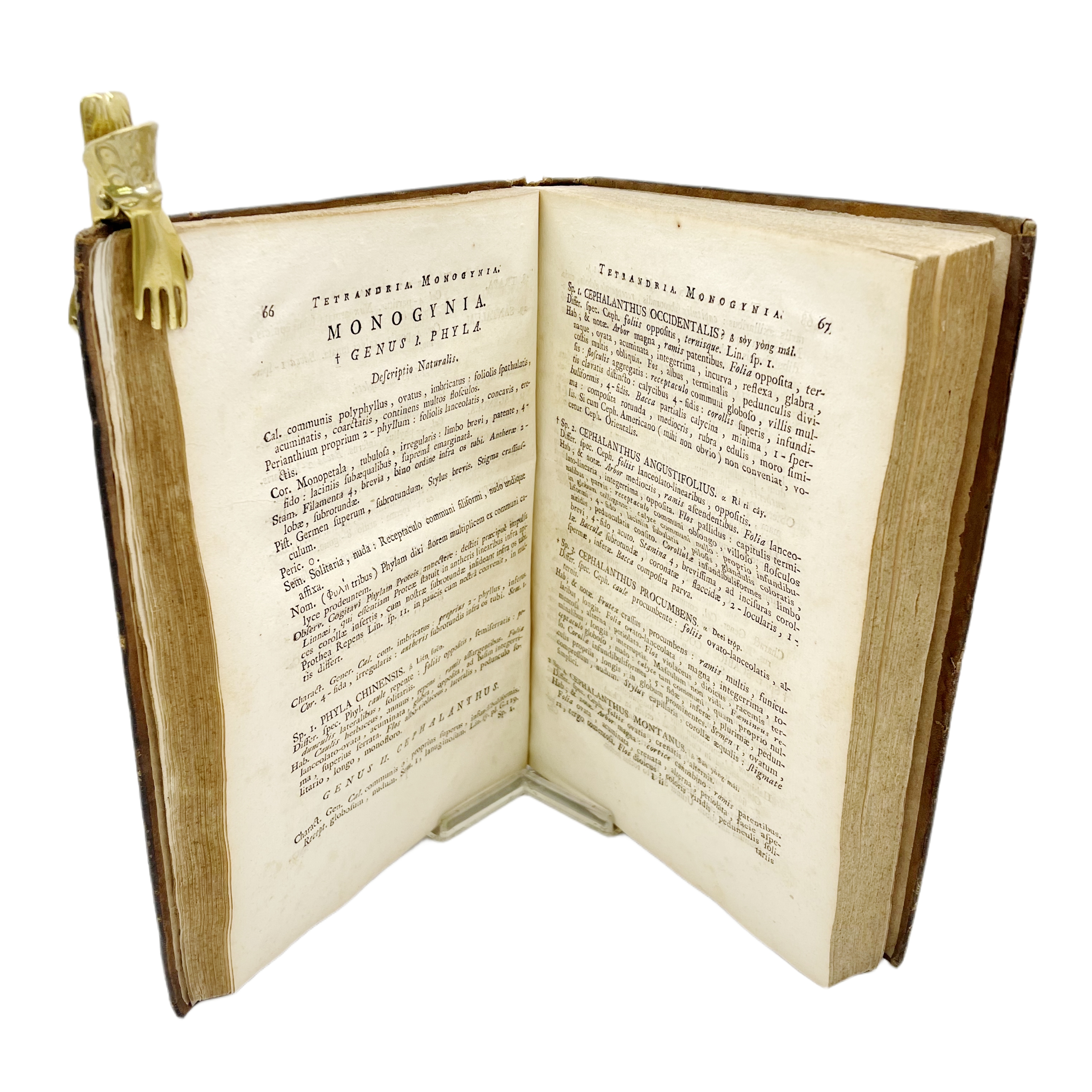 FLORA COCHINCHINENSIS SISTENS PLANTAS IN REGNO COCHINCHINA NASCENTES QUIRUS ACCEDUNT ALIAE OBSERVATAE IN SINENSI IMPERIO, AFRICA ORIENTALI, INDIAEQUE VARIIS. OMNES DISPOSITAE SECUNDUM SYSTEMA SEXUALE LINNAEANUM. LABORE, AC STUDIO JOANNIS DE LOUREIRO.