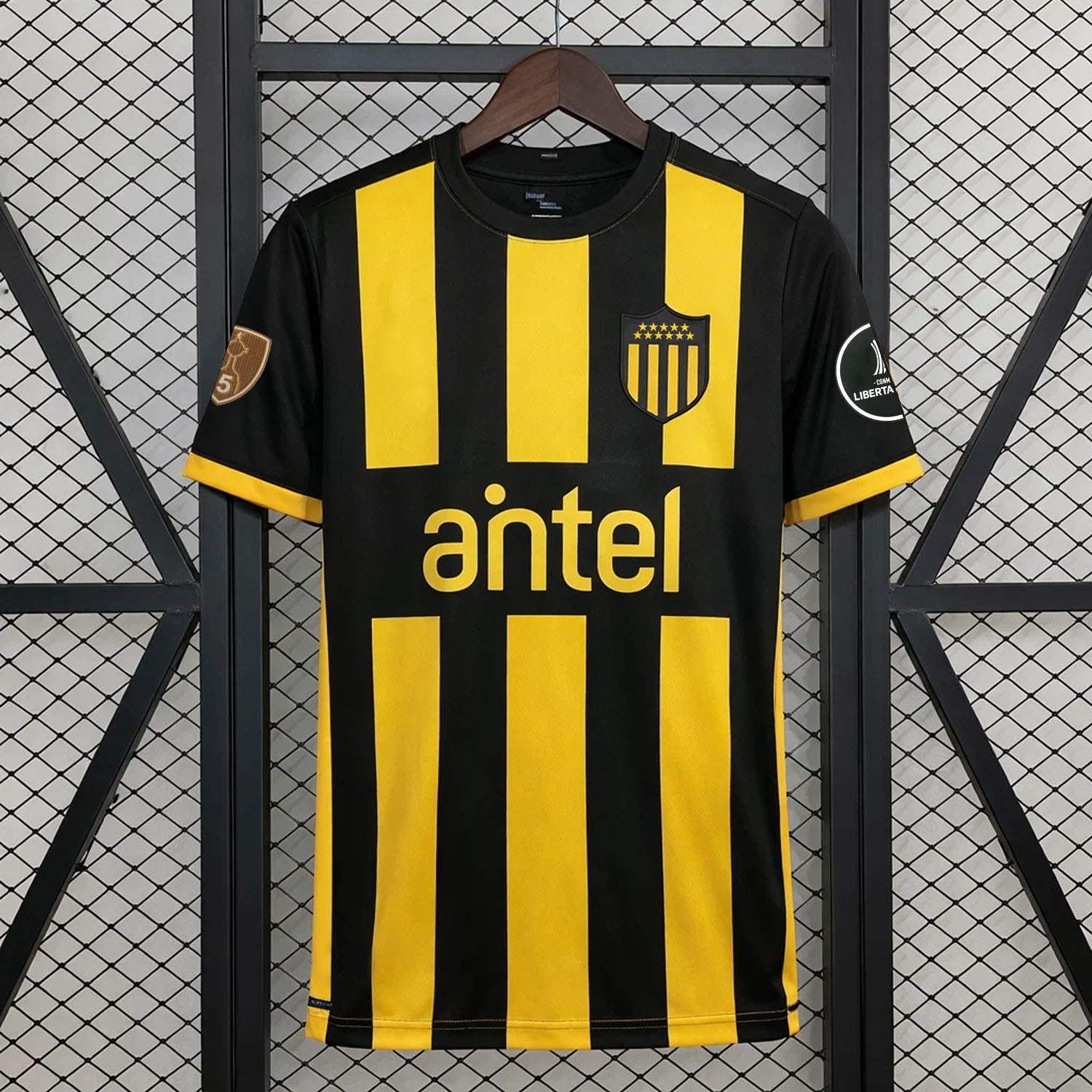 Remera Peñarol Titular 2026