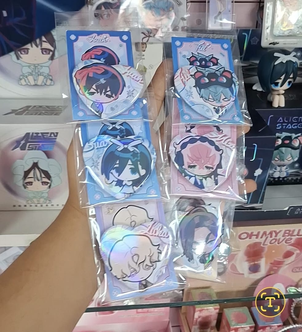 Set de Pines de Corazón Alien Stage