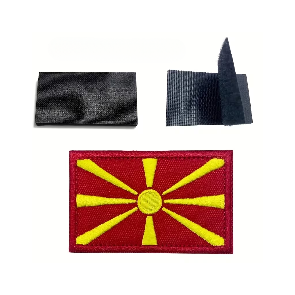 Нашивка со Македонско знаме