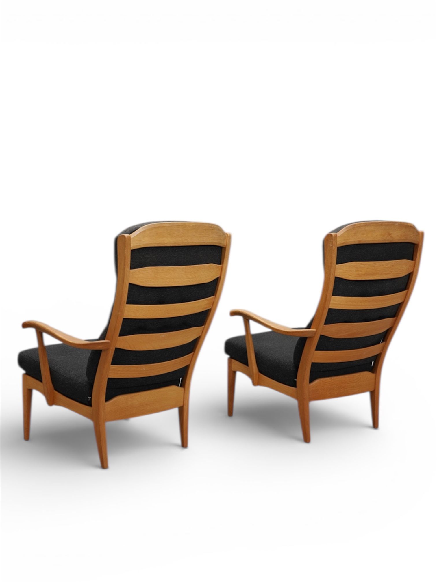 Carl Malmsten Mid- Century ‘Stora Fjäderbrickan’ Oak Lounge Armchairs