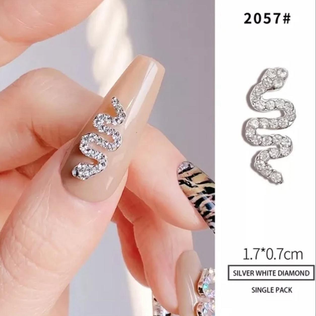 Decoración de Uñas Serpiente 