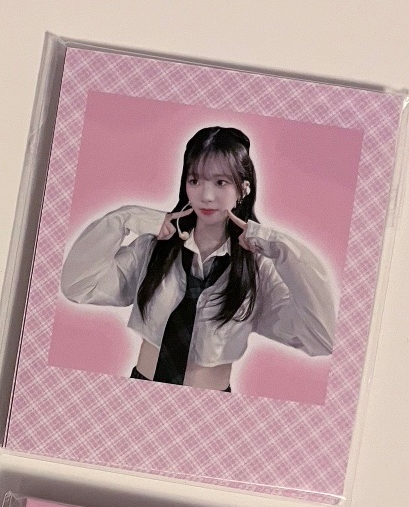 Pink polaroid's | 10 cards each (same designs)