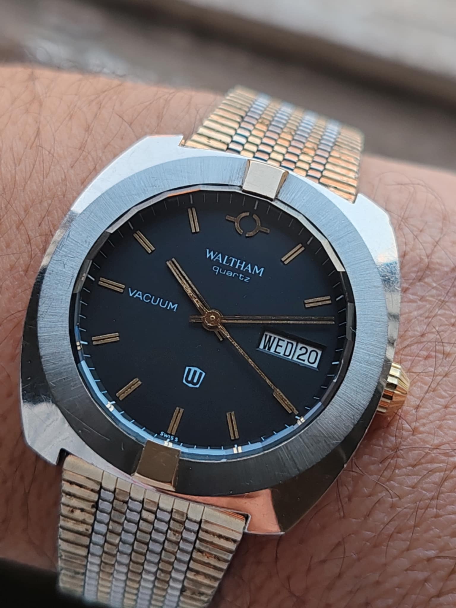 Waltham Vacuum Gold/Steel Case Vintage - Rare.