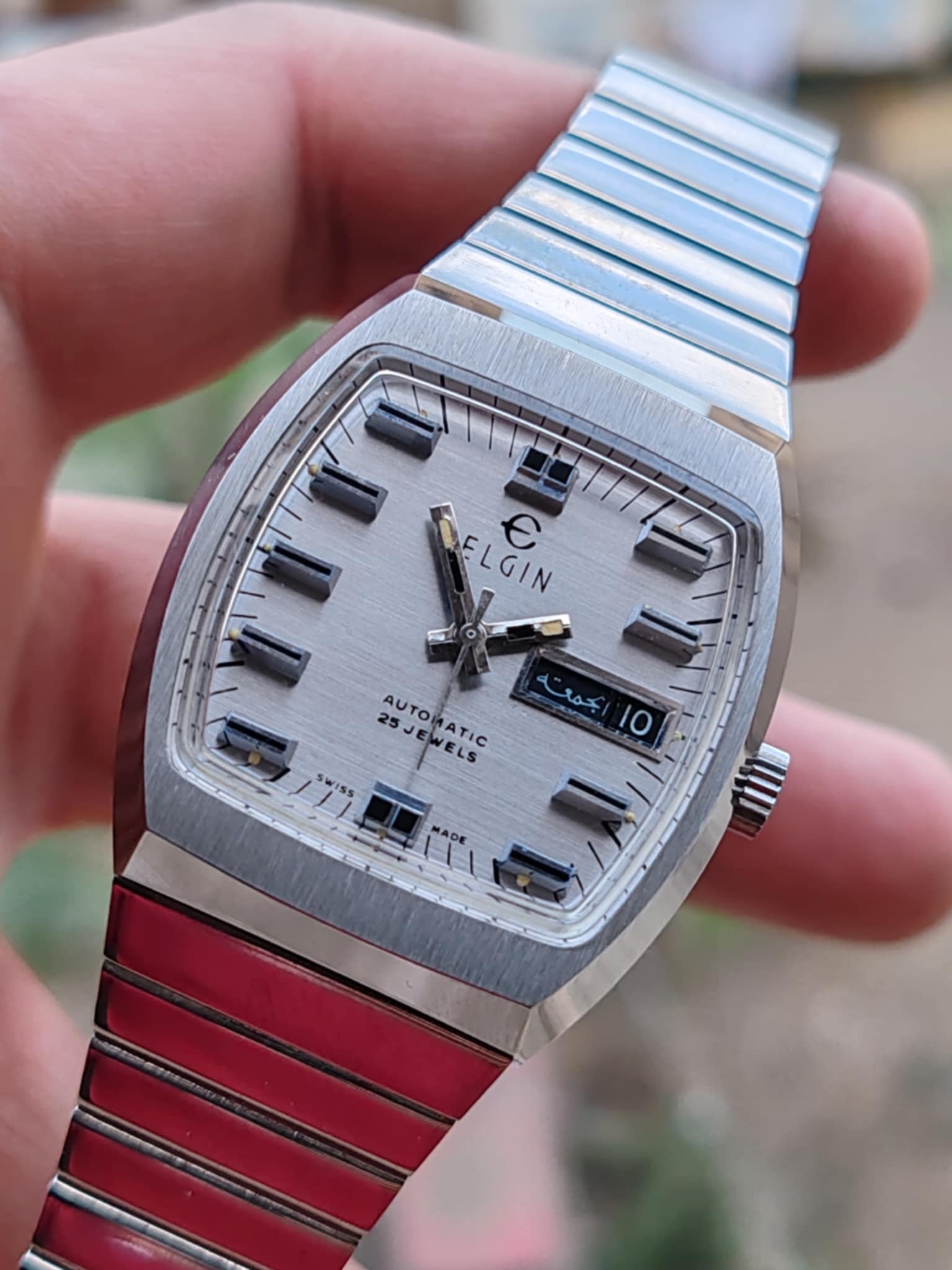 Elgin Automatic 25 Jewels Watch