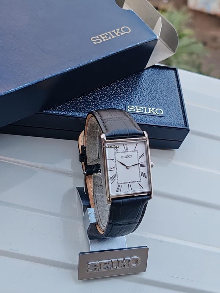 Seiko Rectangle Classic Watch