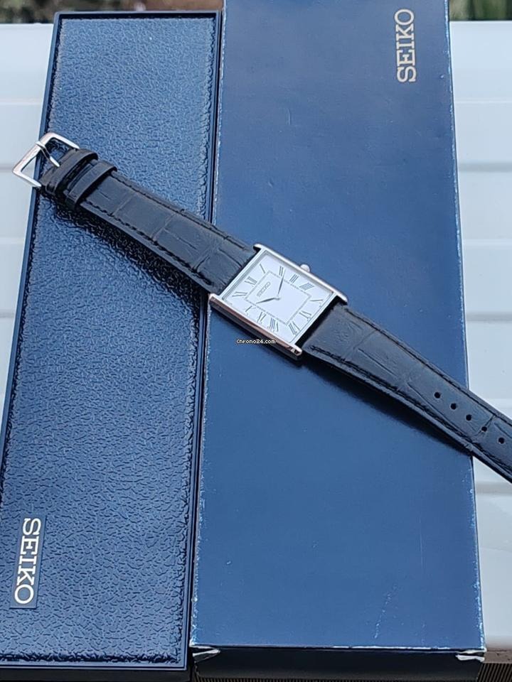 Seiko Rectangle Classic Watch