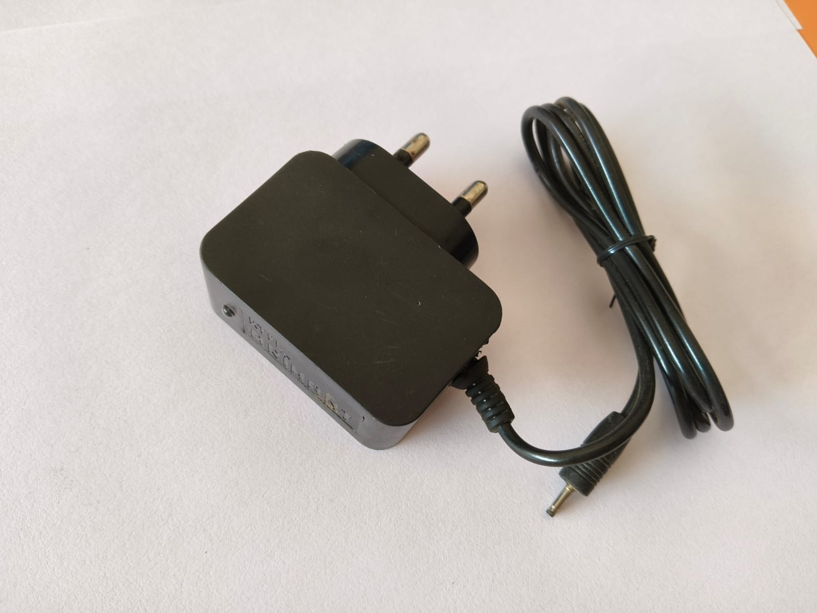 Arihant Mobile Charger