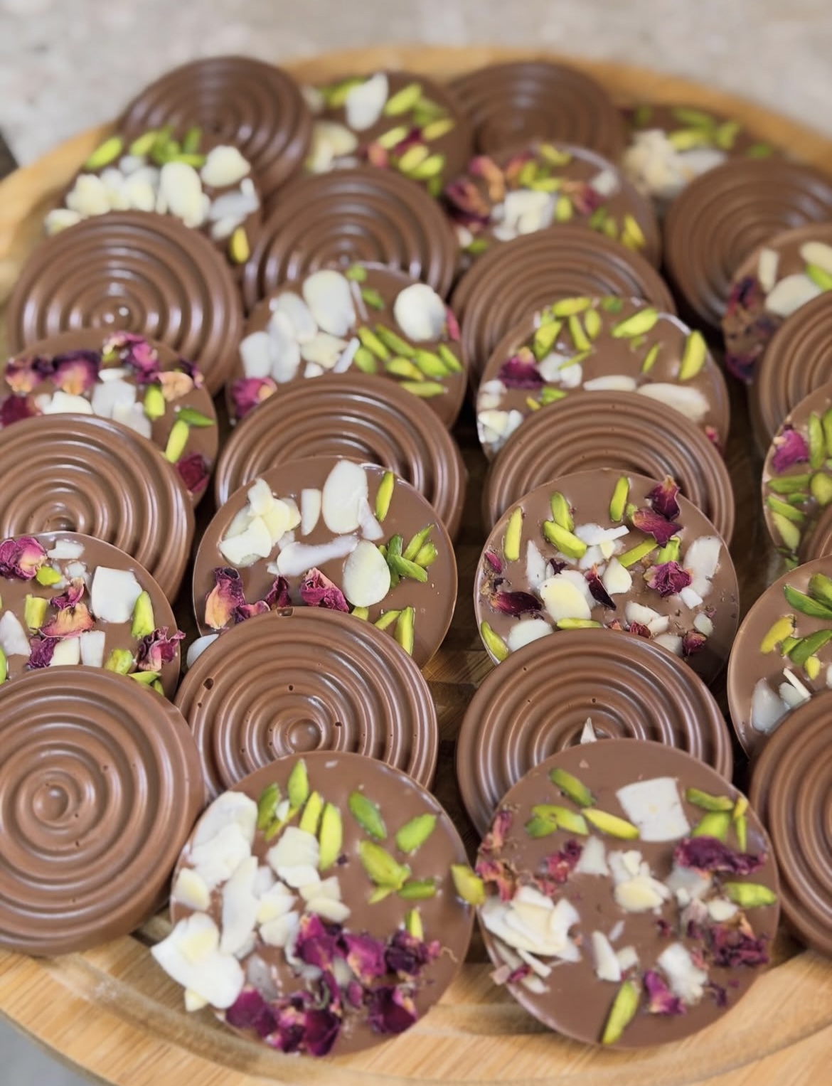 🌸 Premium Nut & Rose Chocolate Discs 🌸