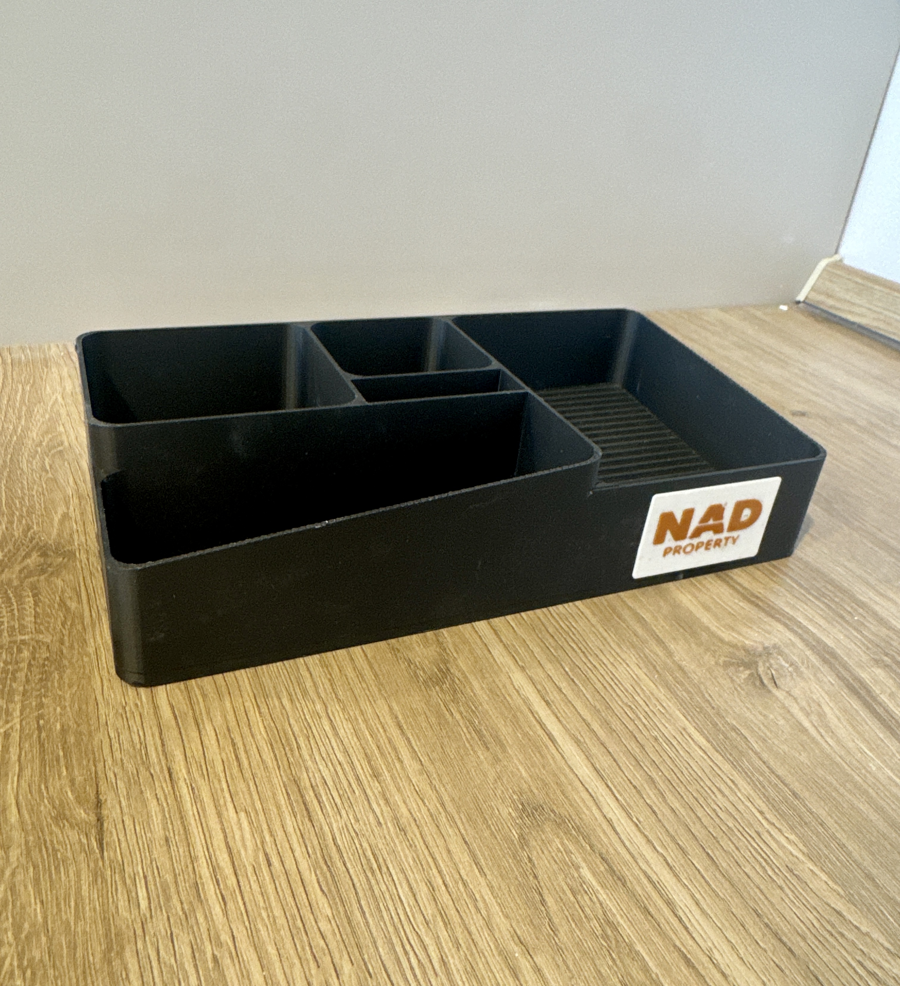 Organizer " NAD "