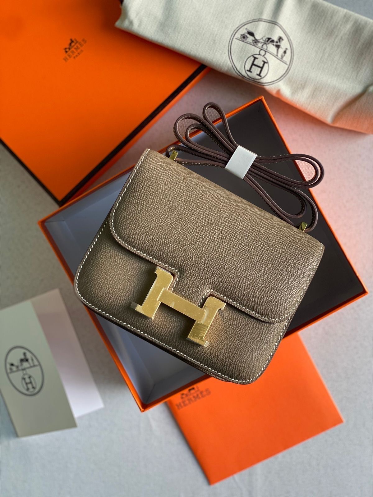 Sac Hermès Constance – Cuir Epsom Gold & Bijouterie Dorée