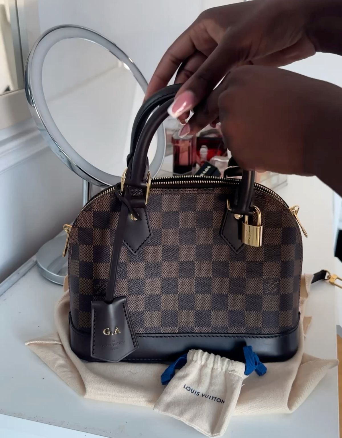 LV Alma BB – Toile Damier Ébène