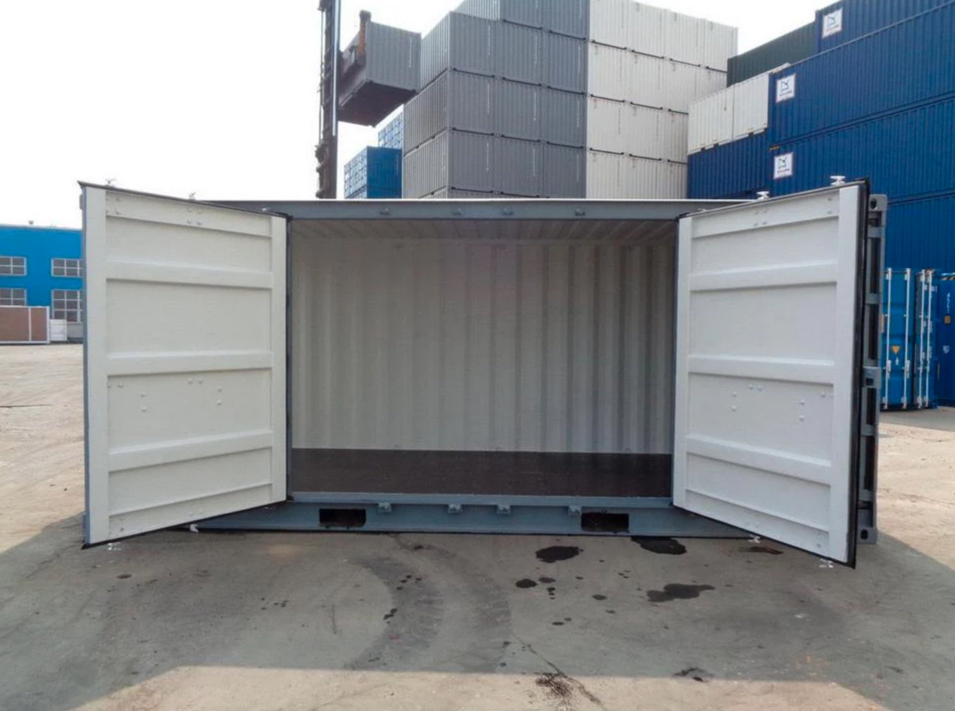 CONTENEDOR MARÍTIMO DE 20 PIES - OPEN SIDE