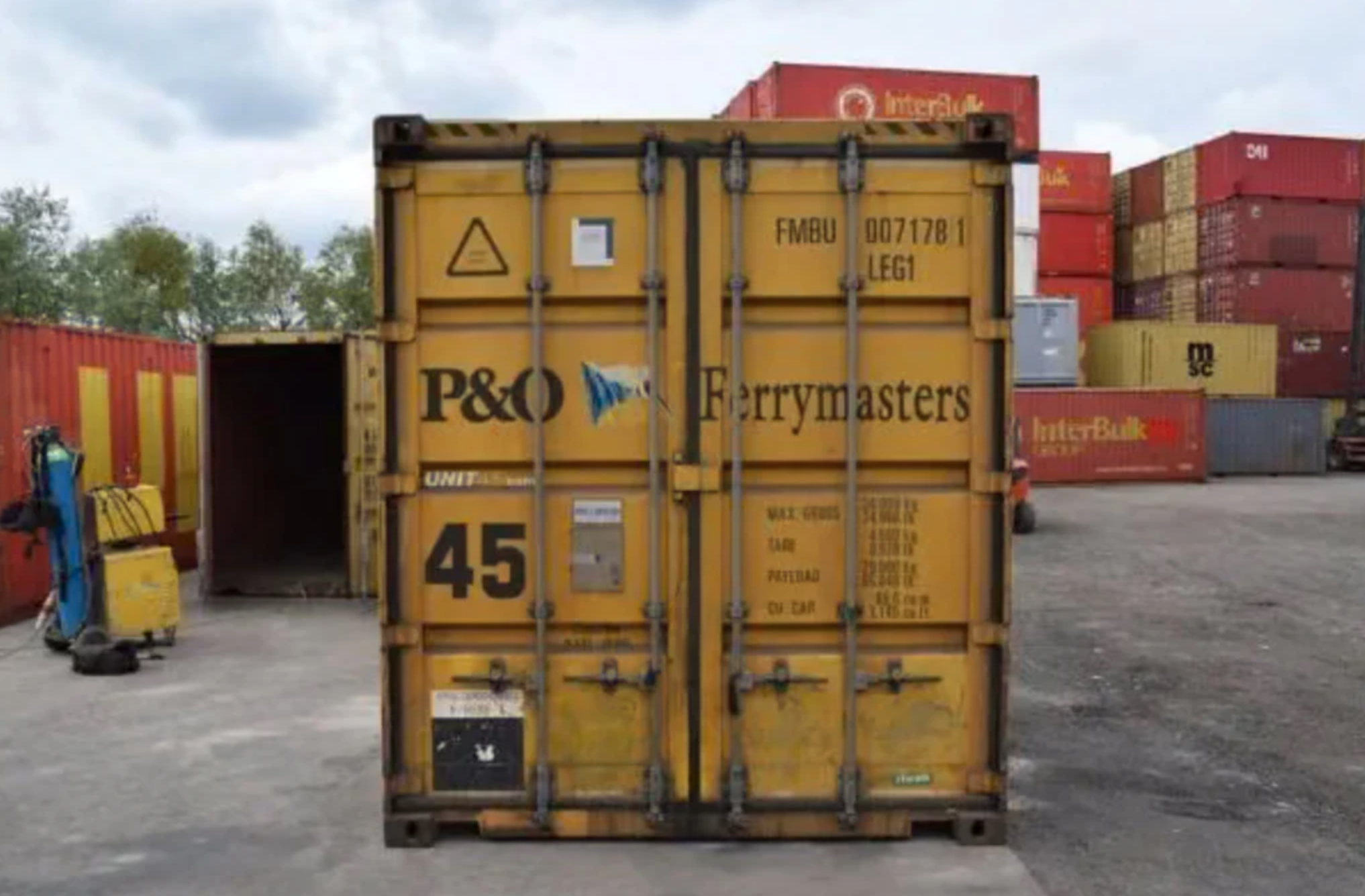 CONTENDOR MARITIMO DE 45 PIES HC