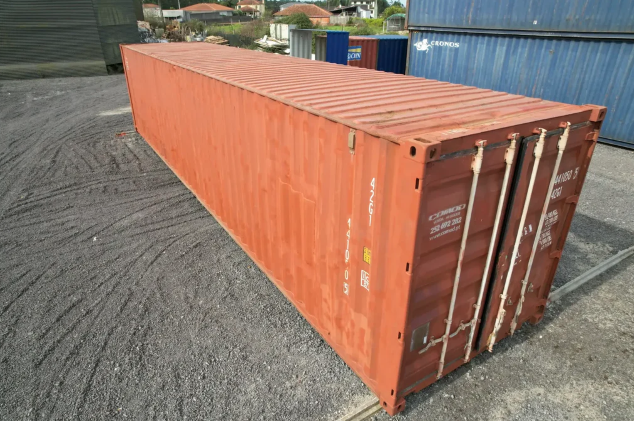 CONTENEDOR MARÍTIMO DE 40 PIES